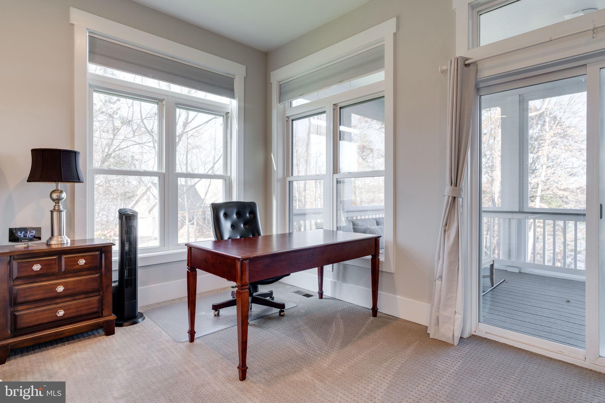 SUMMERVIEW POINT - Residential