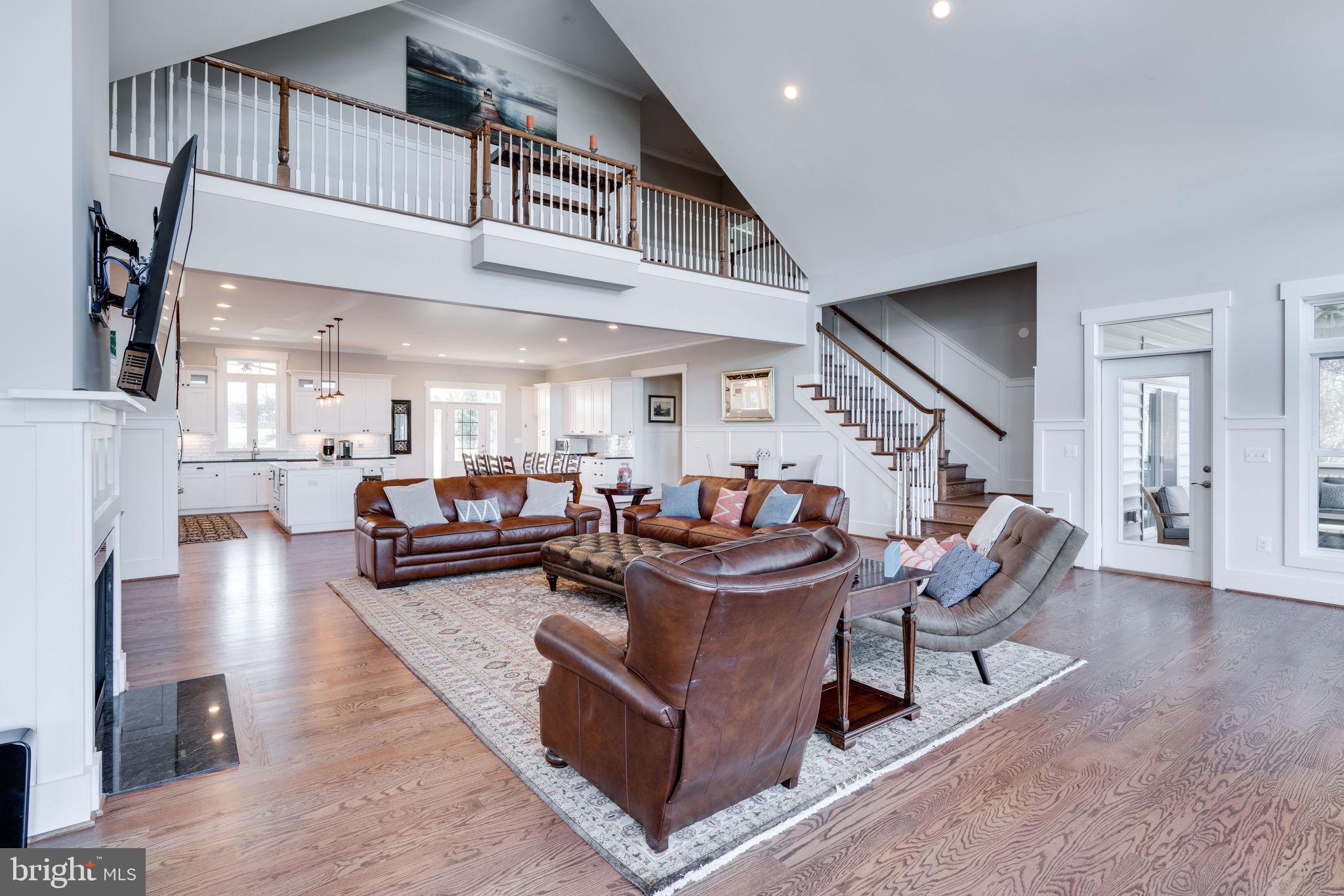 SUMMERVIEW POINT - Residential