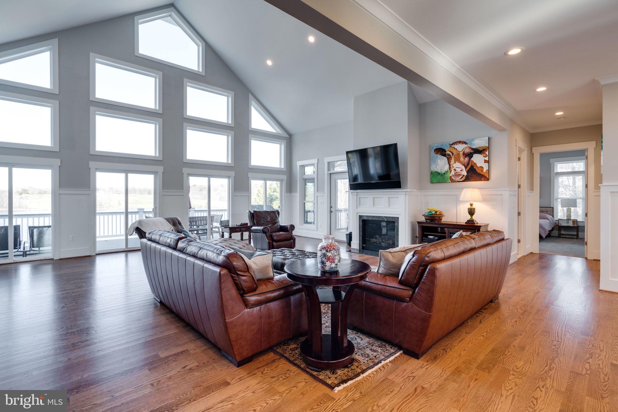 SUMMERVIEW POINT - Residential