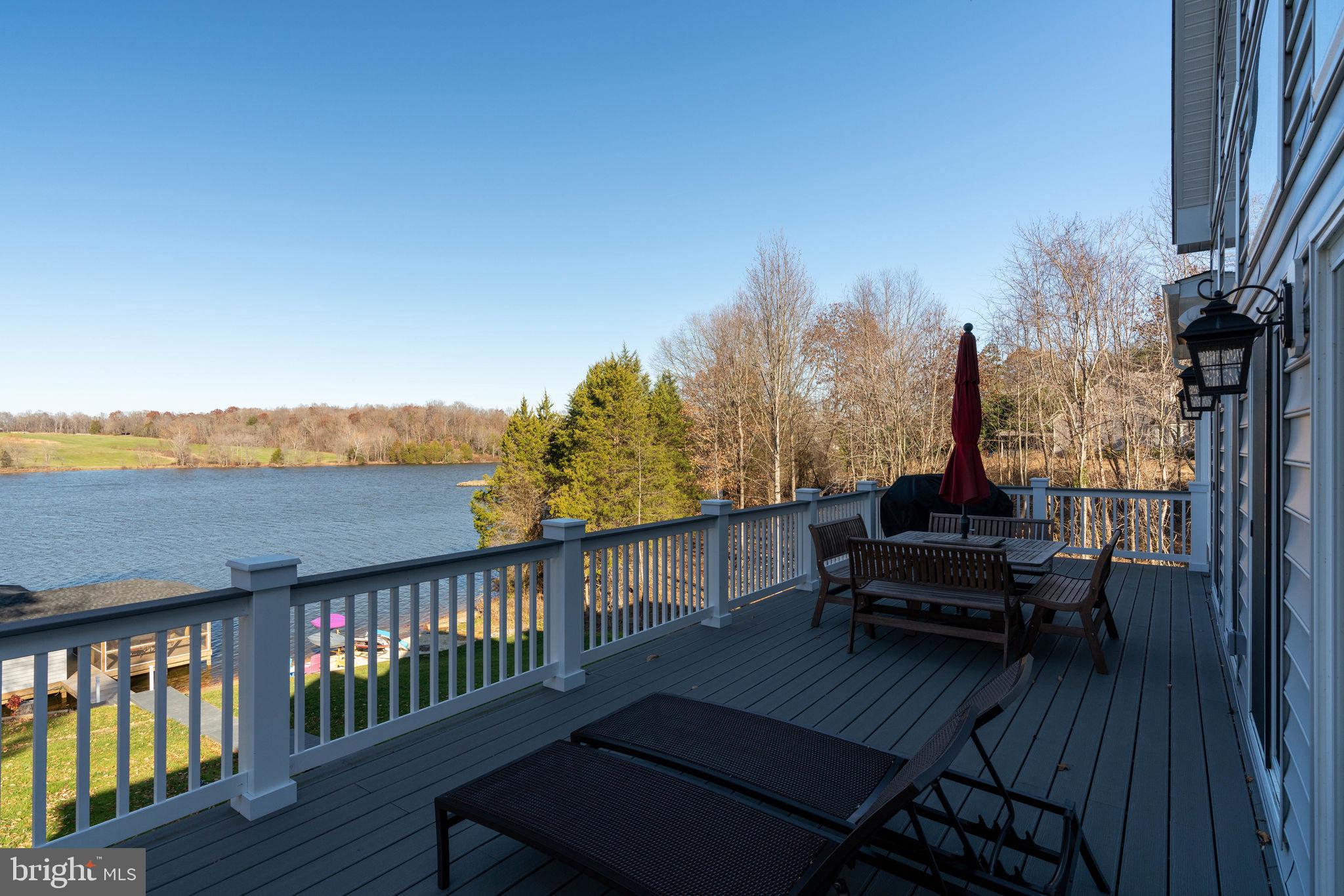 SUMMERVIEW POINT - Residential