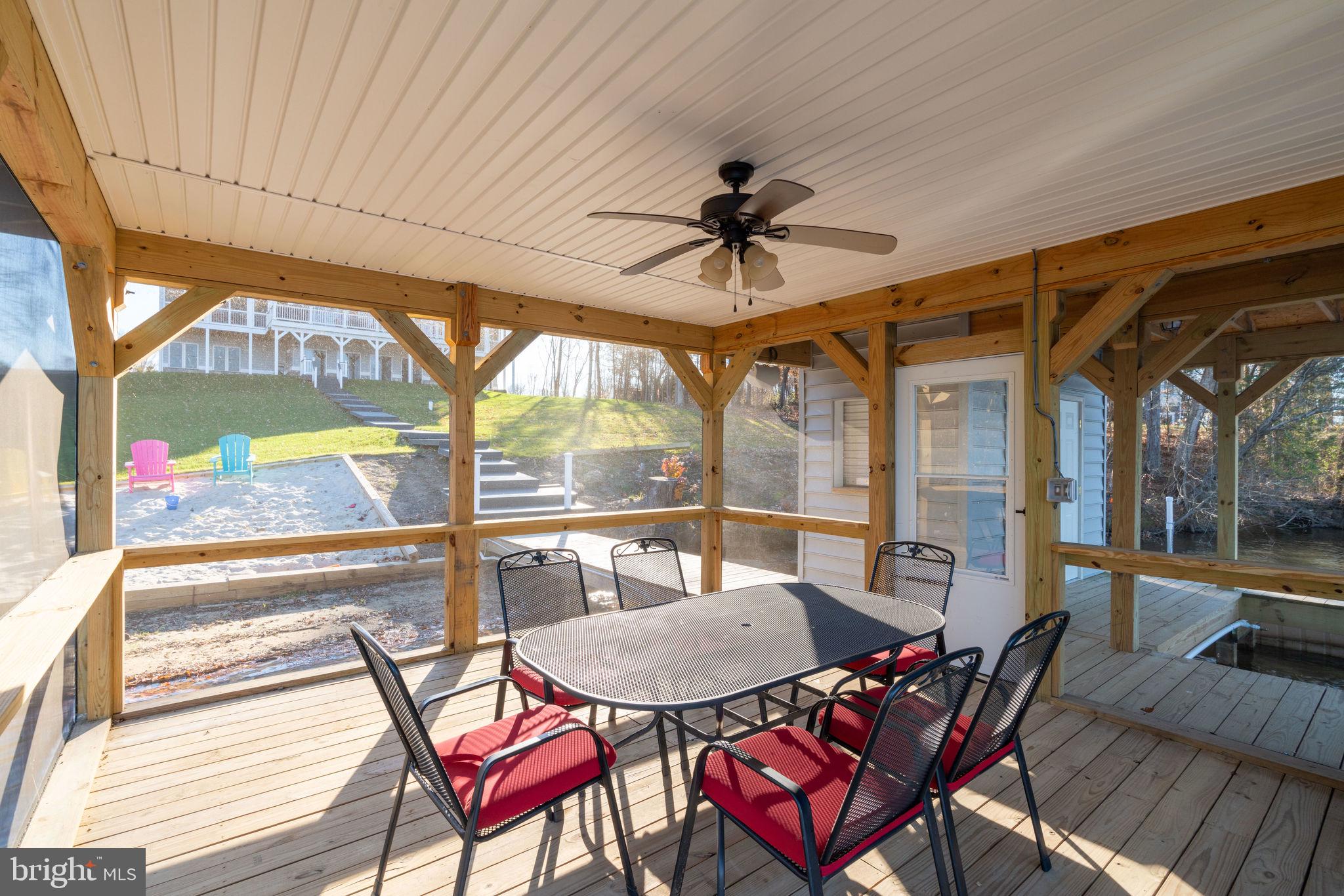 SUMMERVIEW POINT - Residential