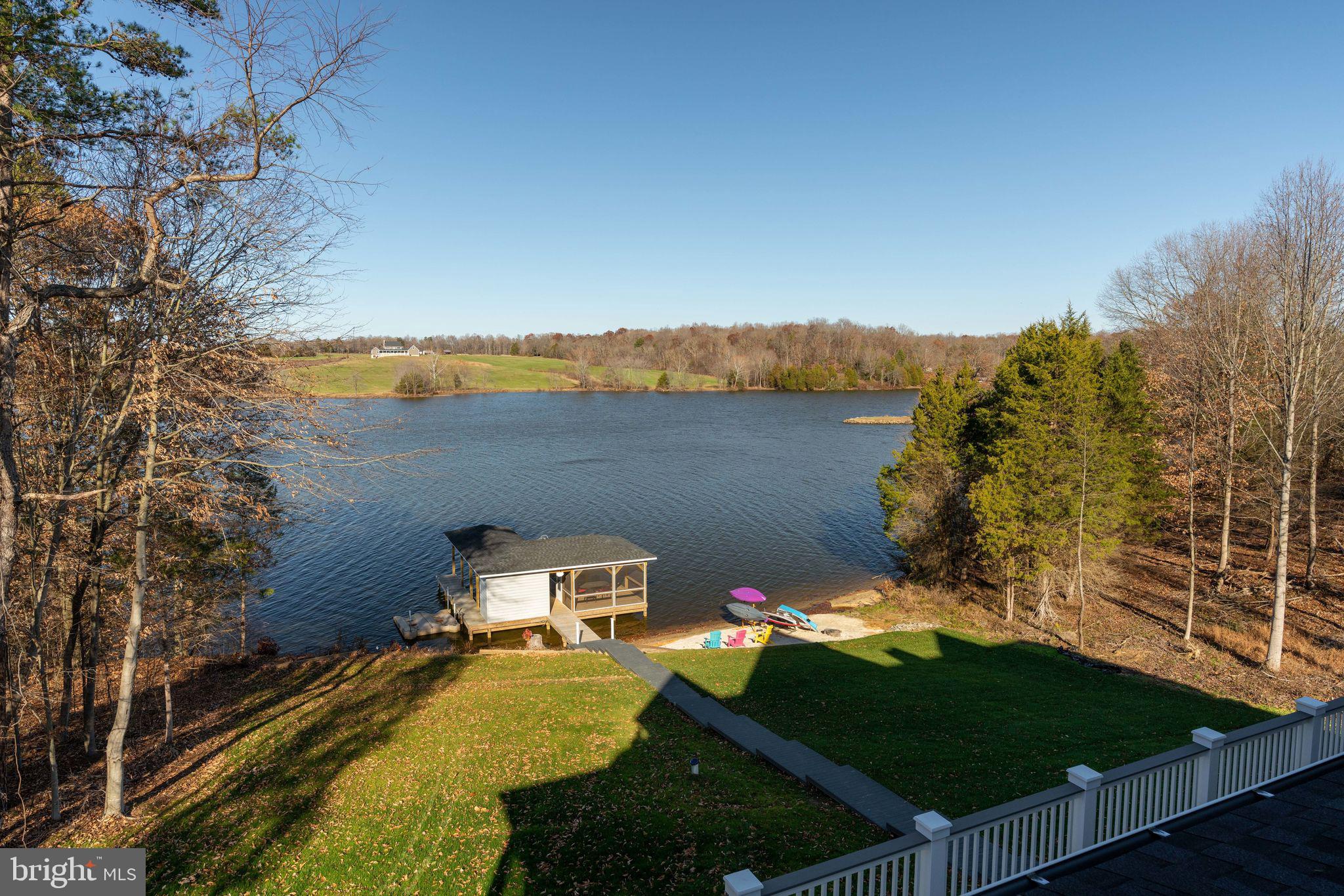 SUMMERVIEW POINT - Residential