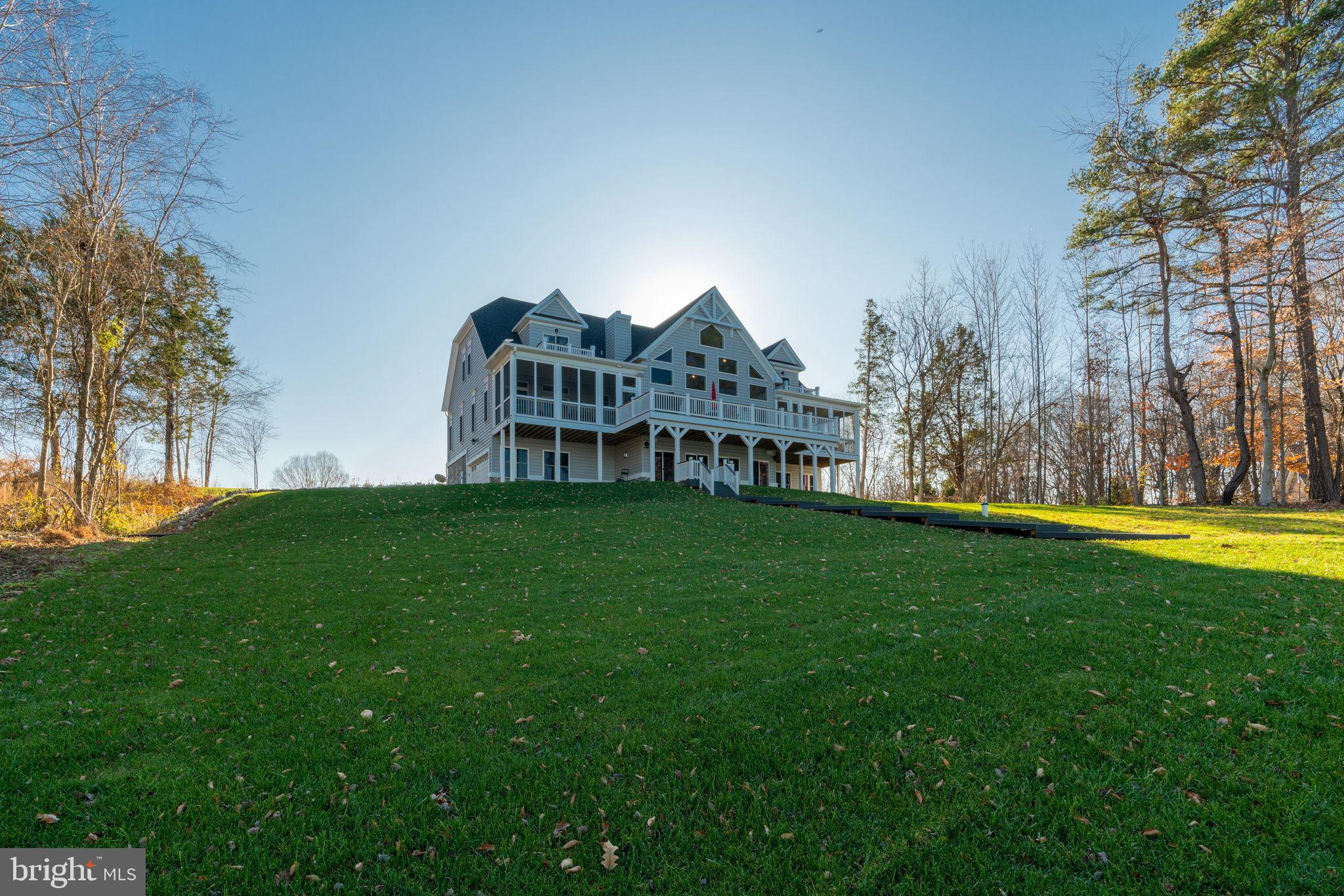 SUMMERVIEW POINT - Residential