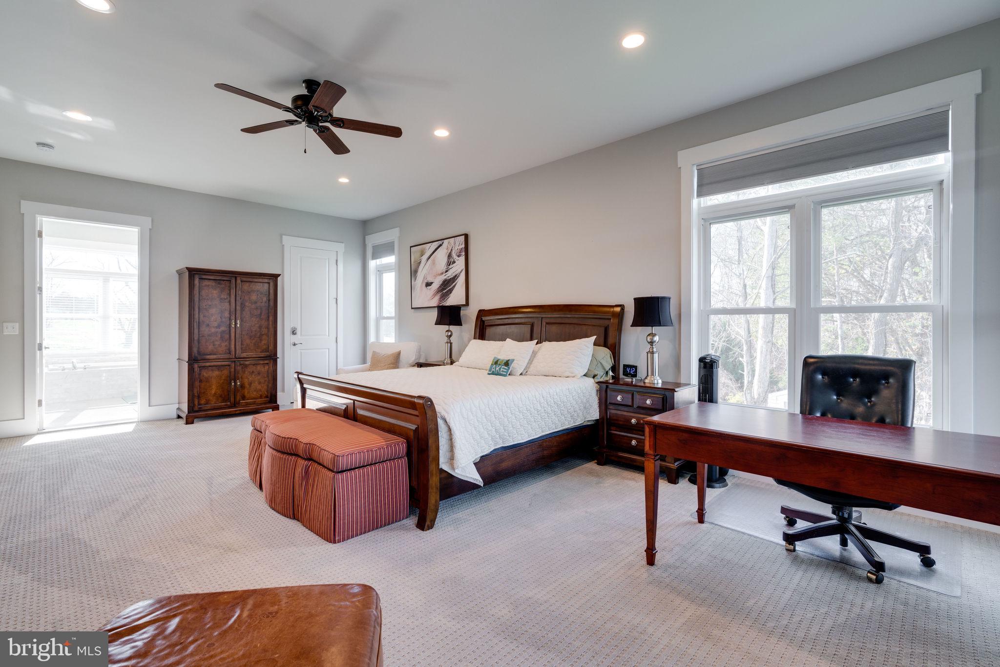 SUMMERVIEW POINT - Residential