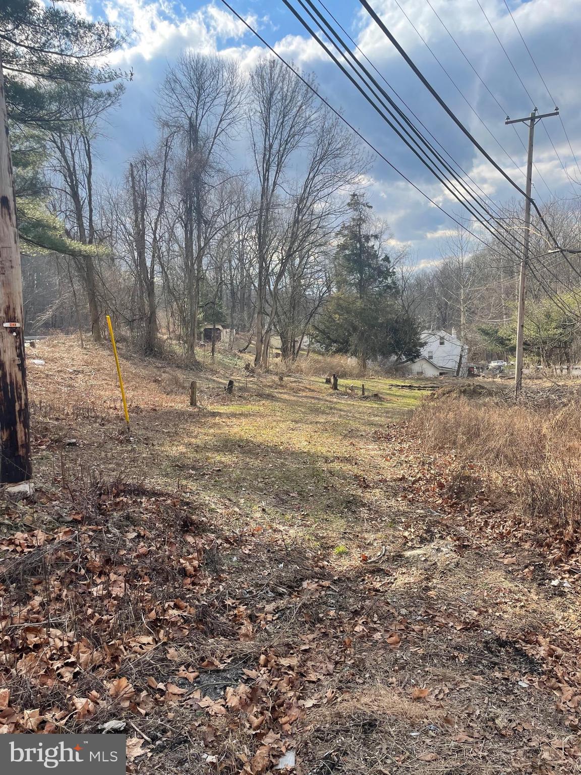1001 MANOR ROAD