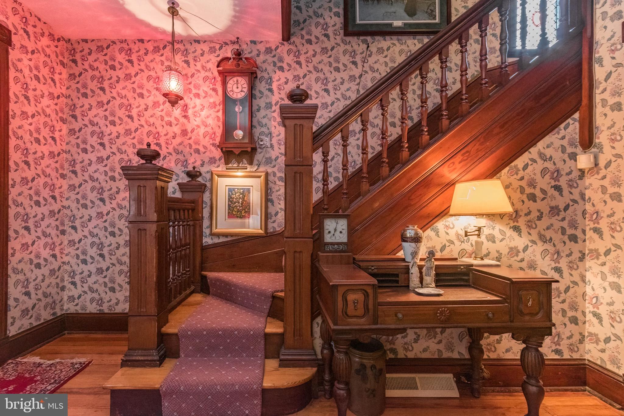 TOWN OF HEDGESVILLE - Residential