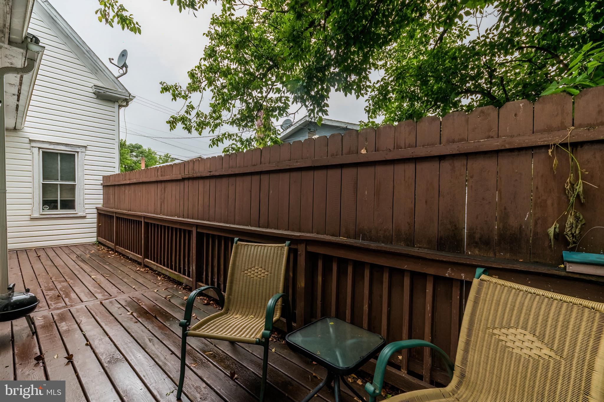 TOWN OF HEDGESVILLE - Residential