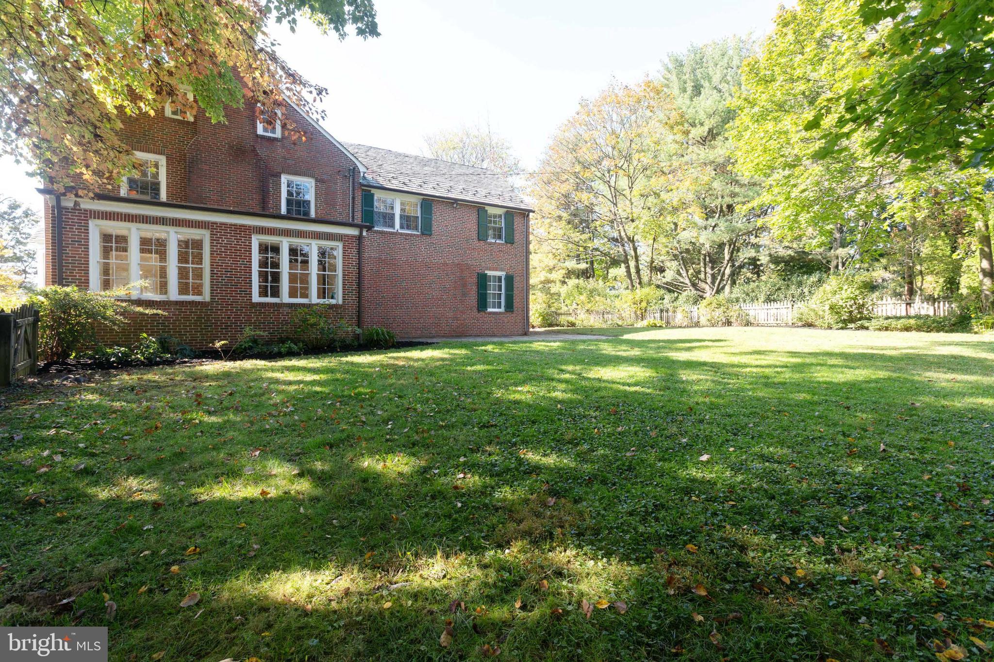 GREATER HOMELAND HISTORIC DISTRICT - Residential