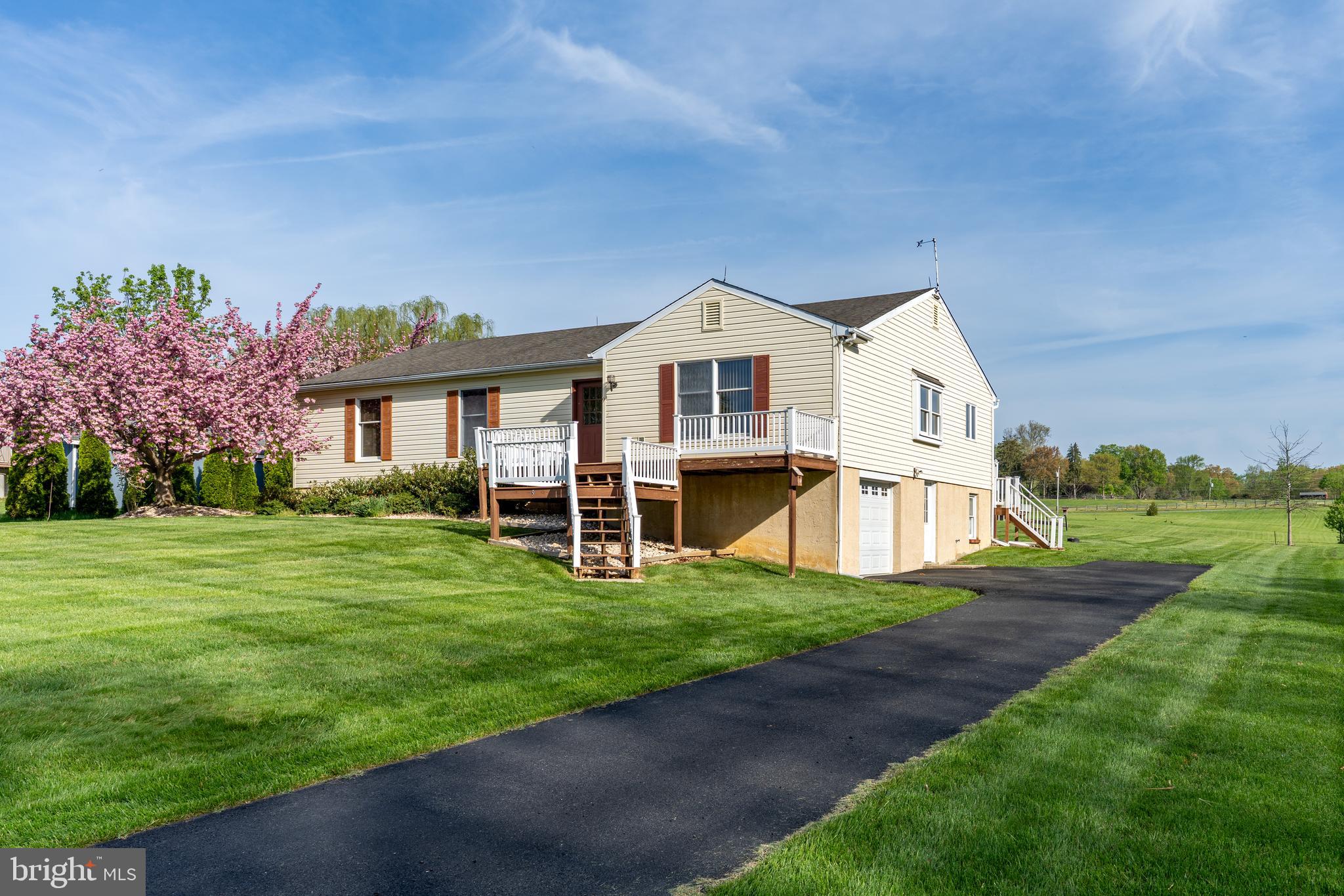 TWO RIVERS - Residential