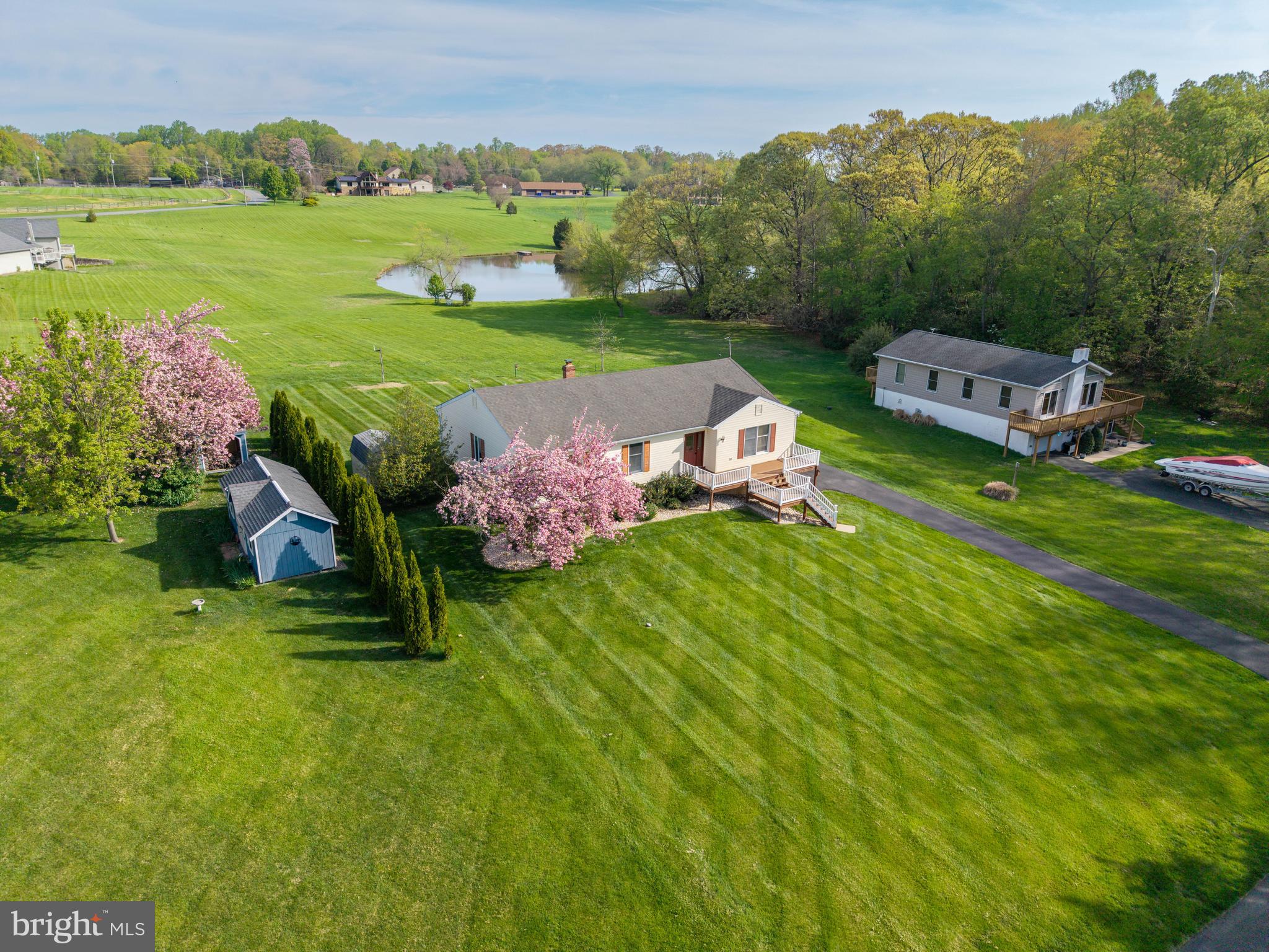 TWO RIVERS - Residential