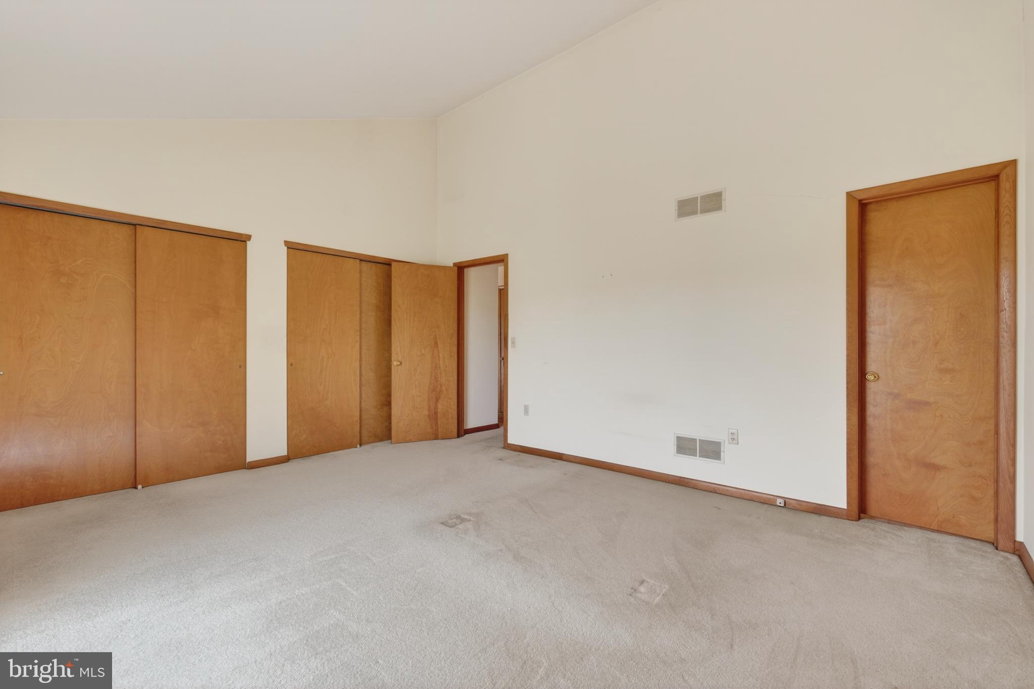 TWO RIVERS - Residential