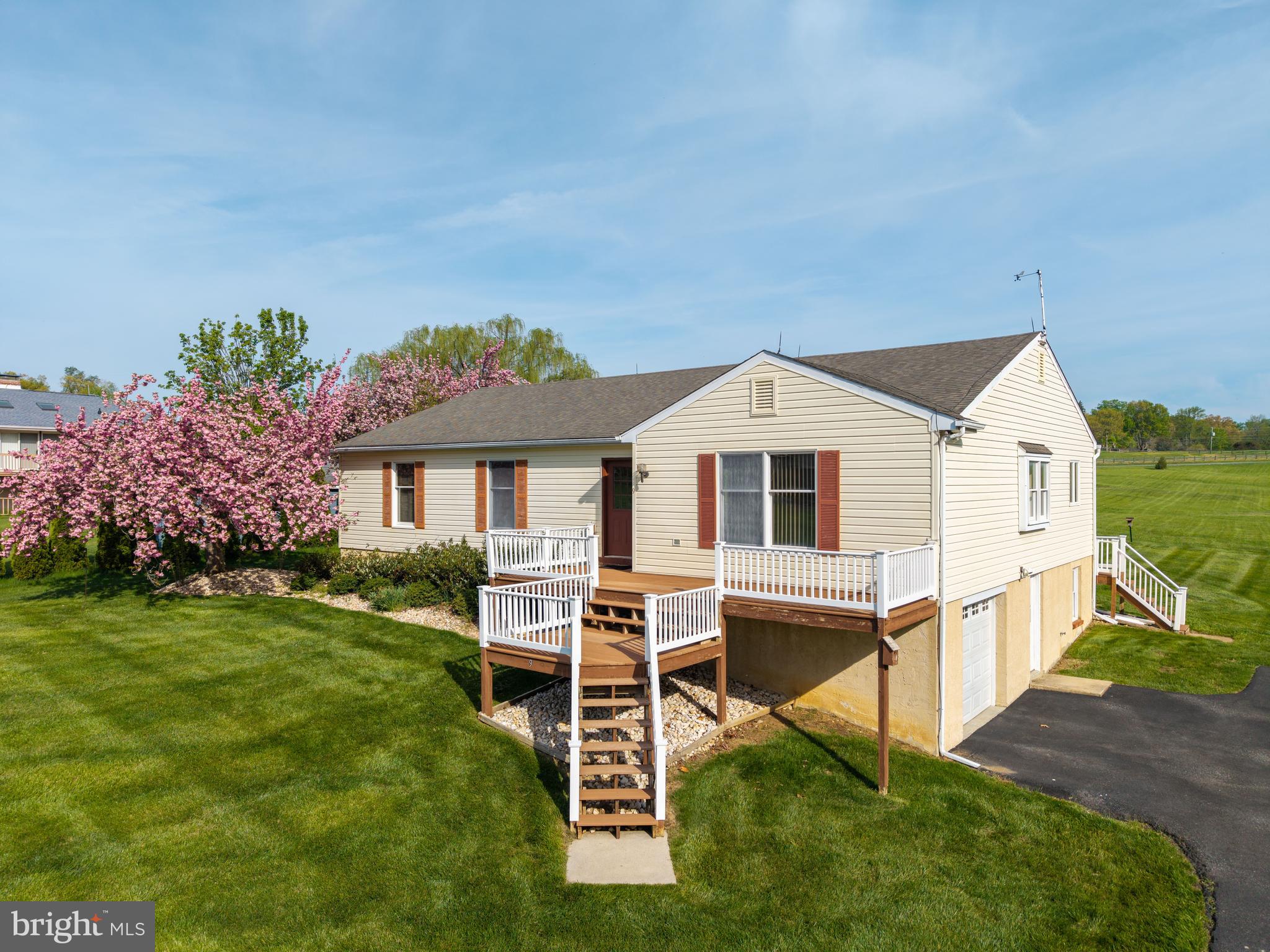 TWO RIVERS - Residential