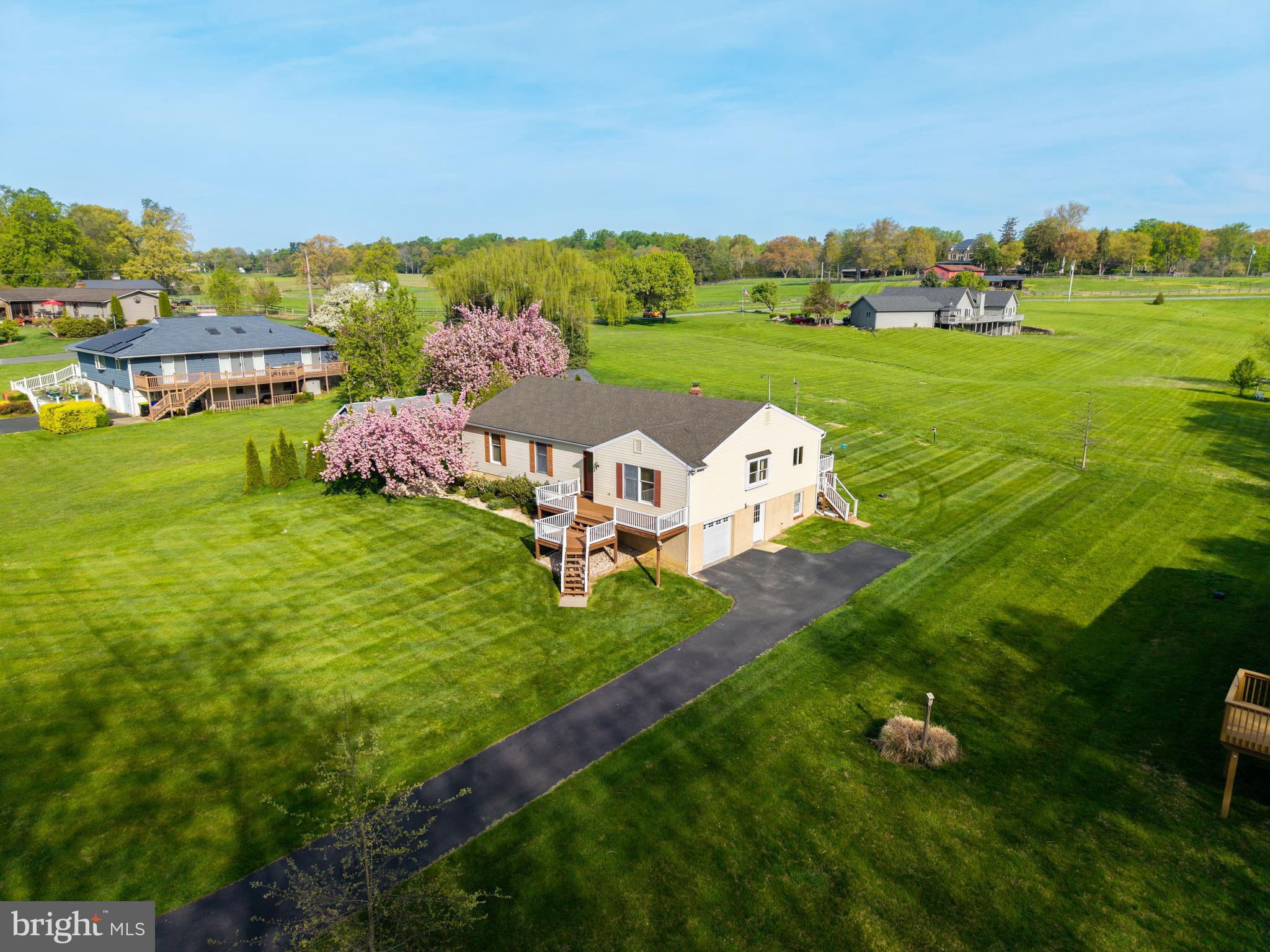 TWO RIVERS - Residential