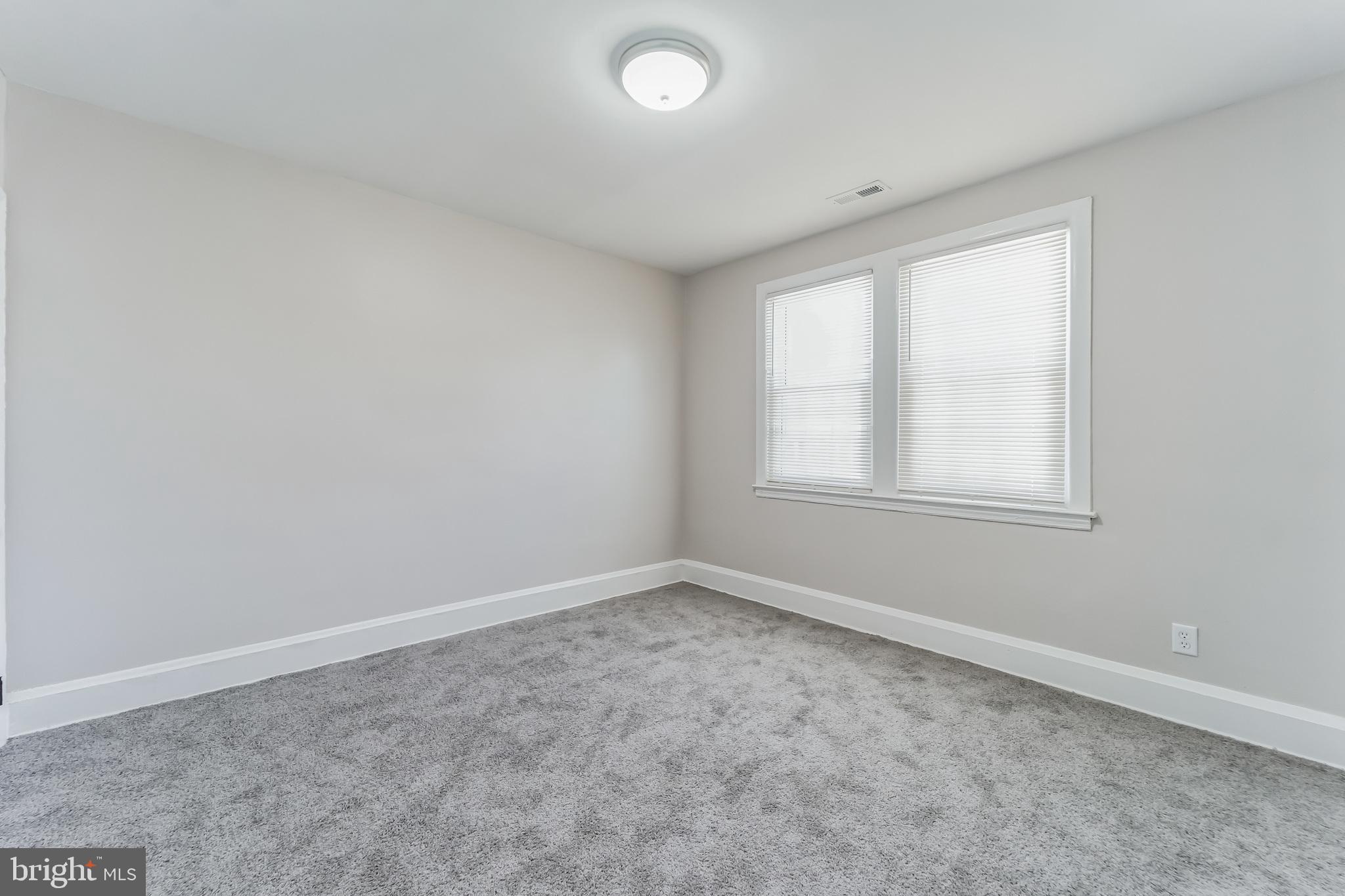 EAST ARLINGTON - Residential