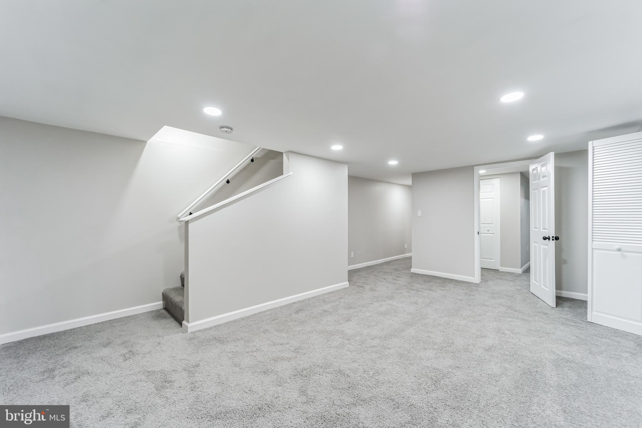 EAST ARLINGTON - Residential