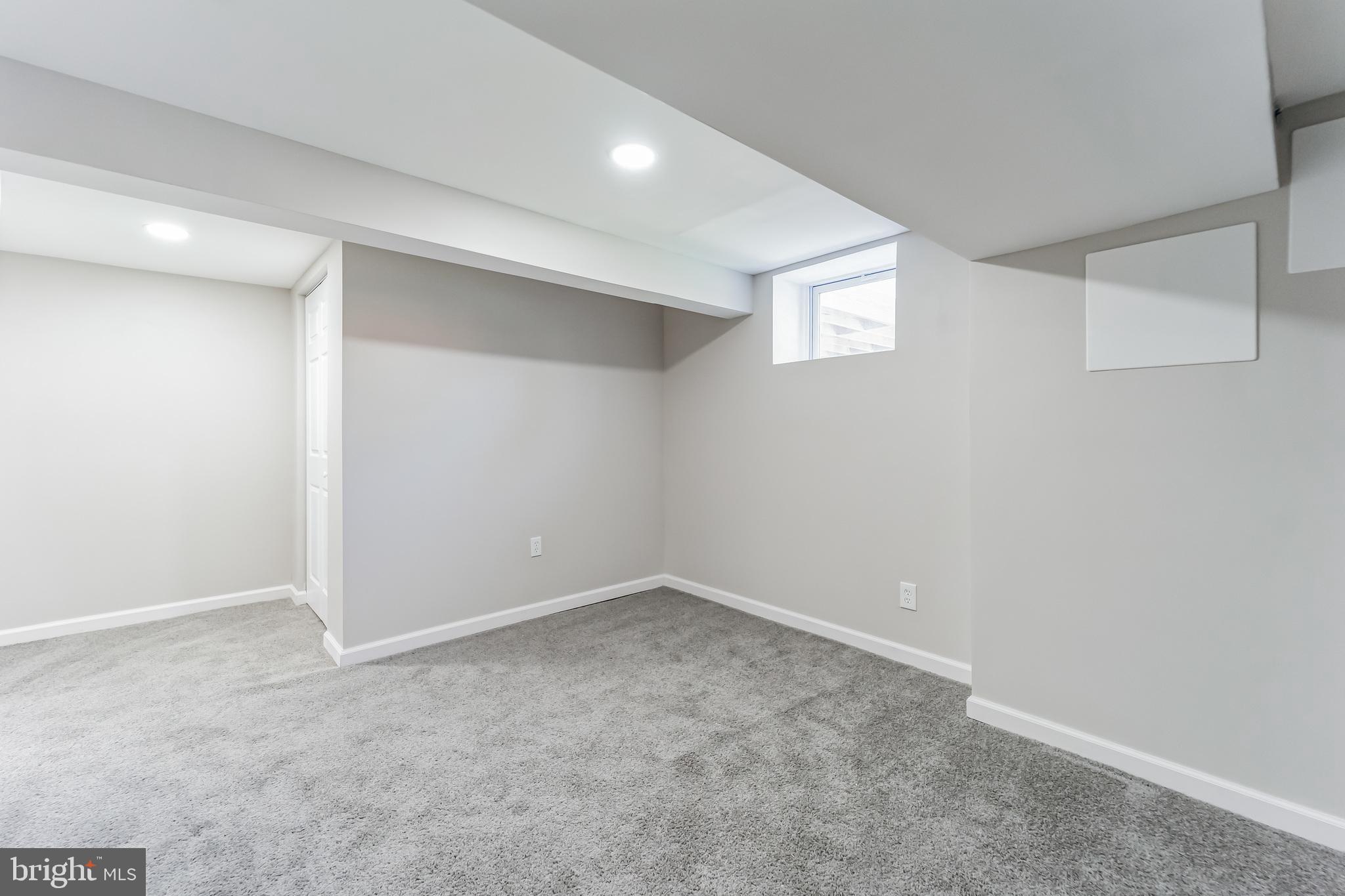 EAST ARLINGTON - Residential