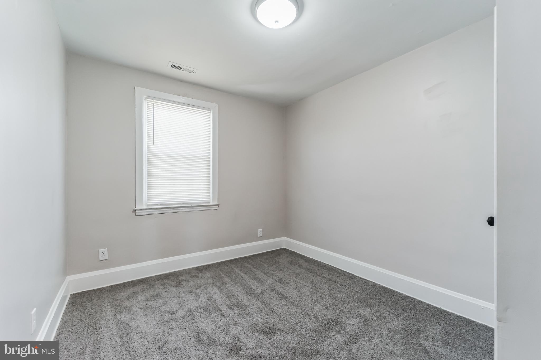 EAST ARLINGTON - Residential