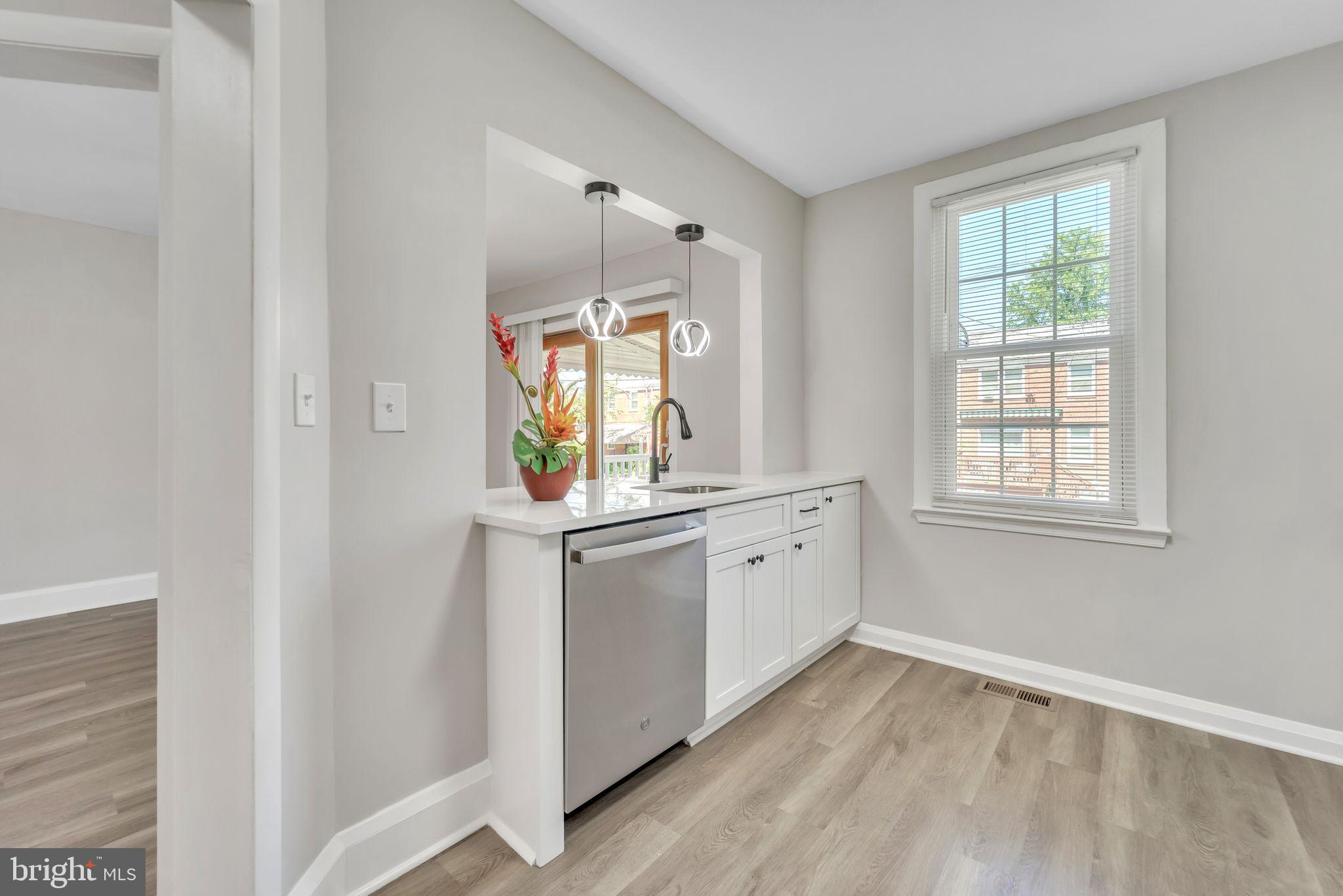 EAST ARLINGTON - Residential