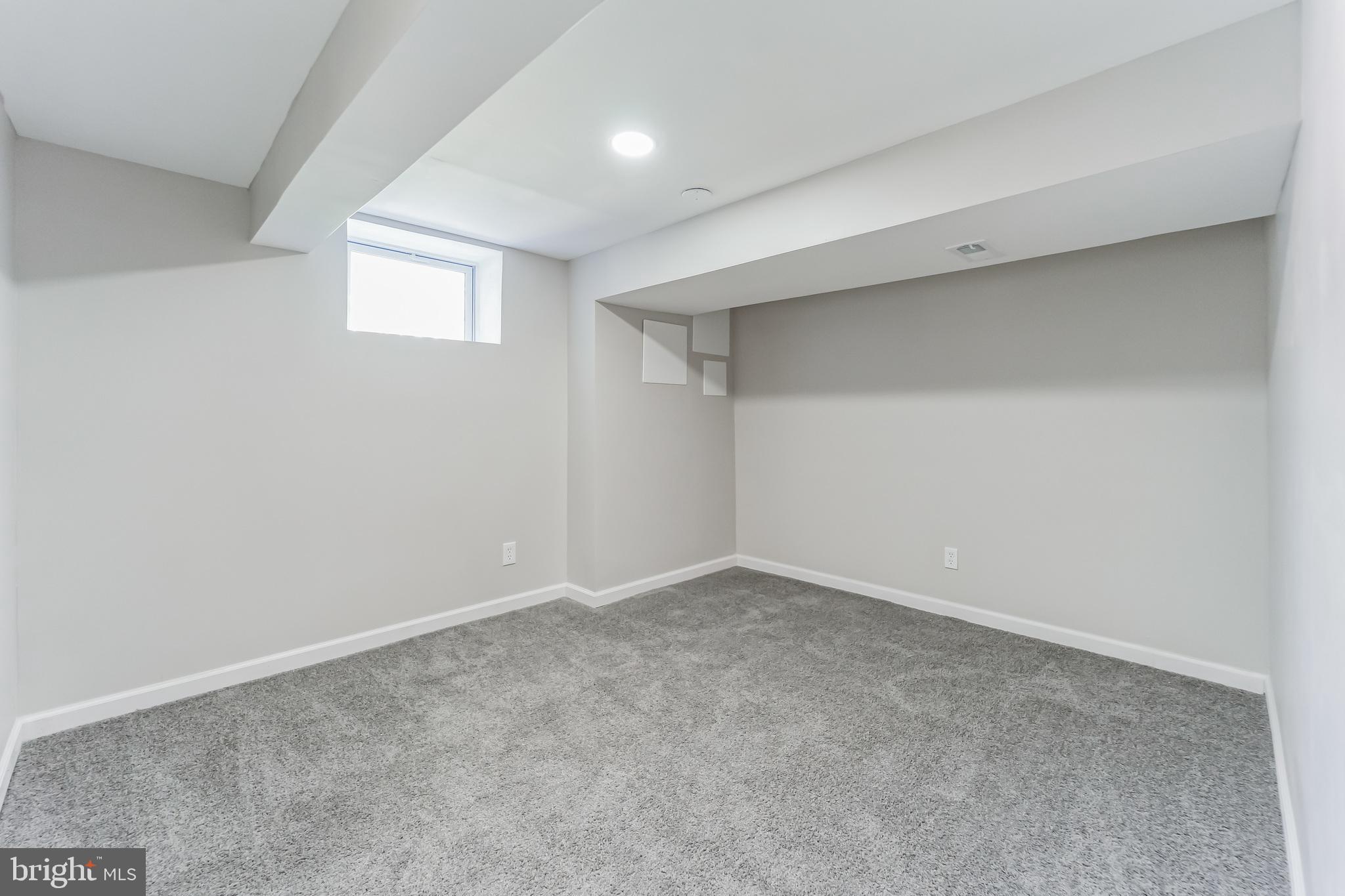 EAST ARLINGTON - Residential