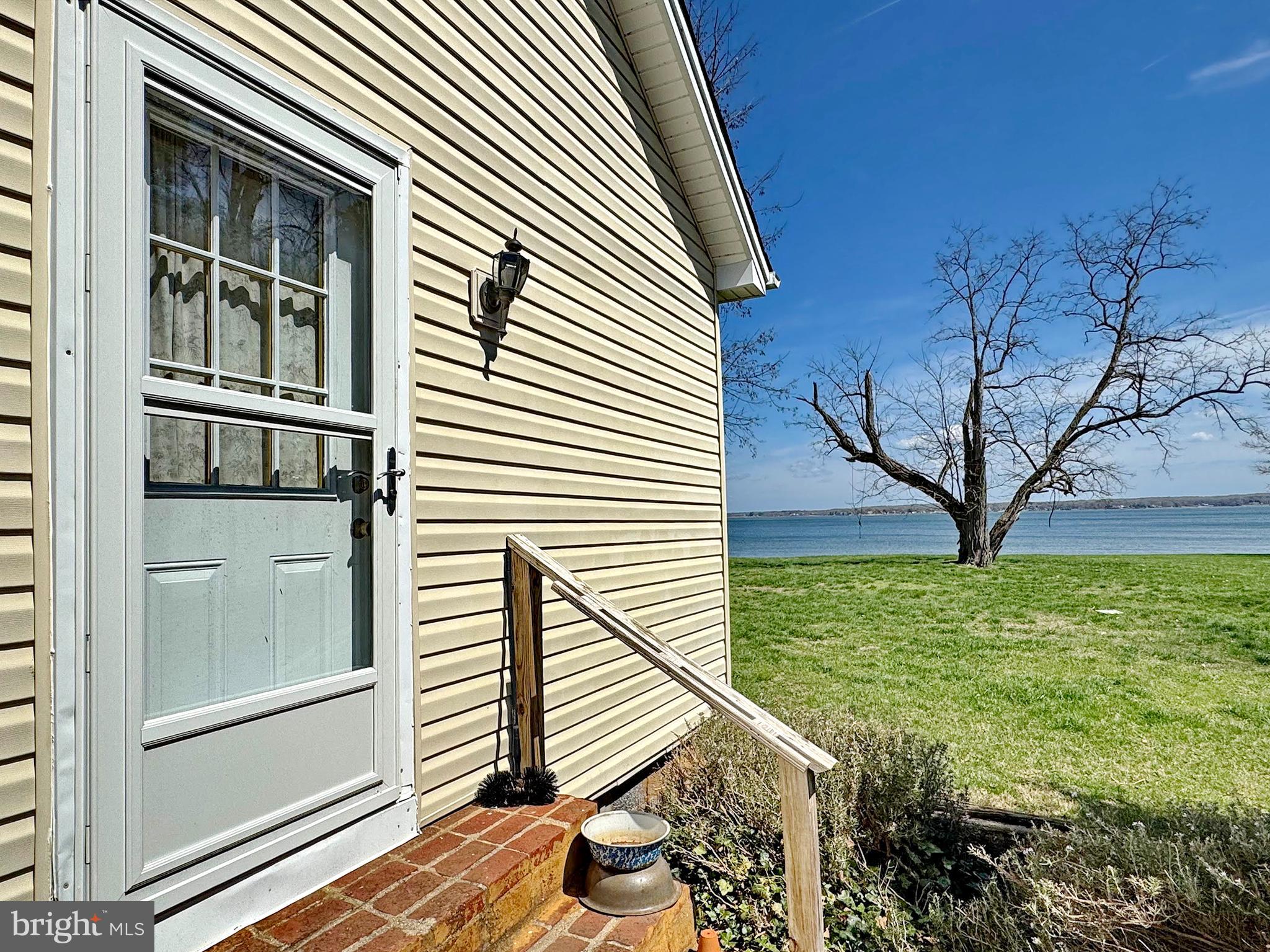 WICOMICO BEACH - Residential