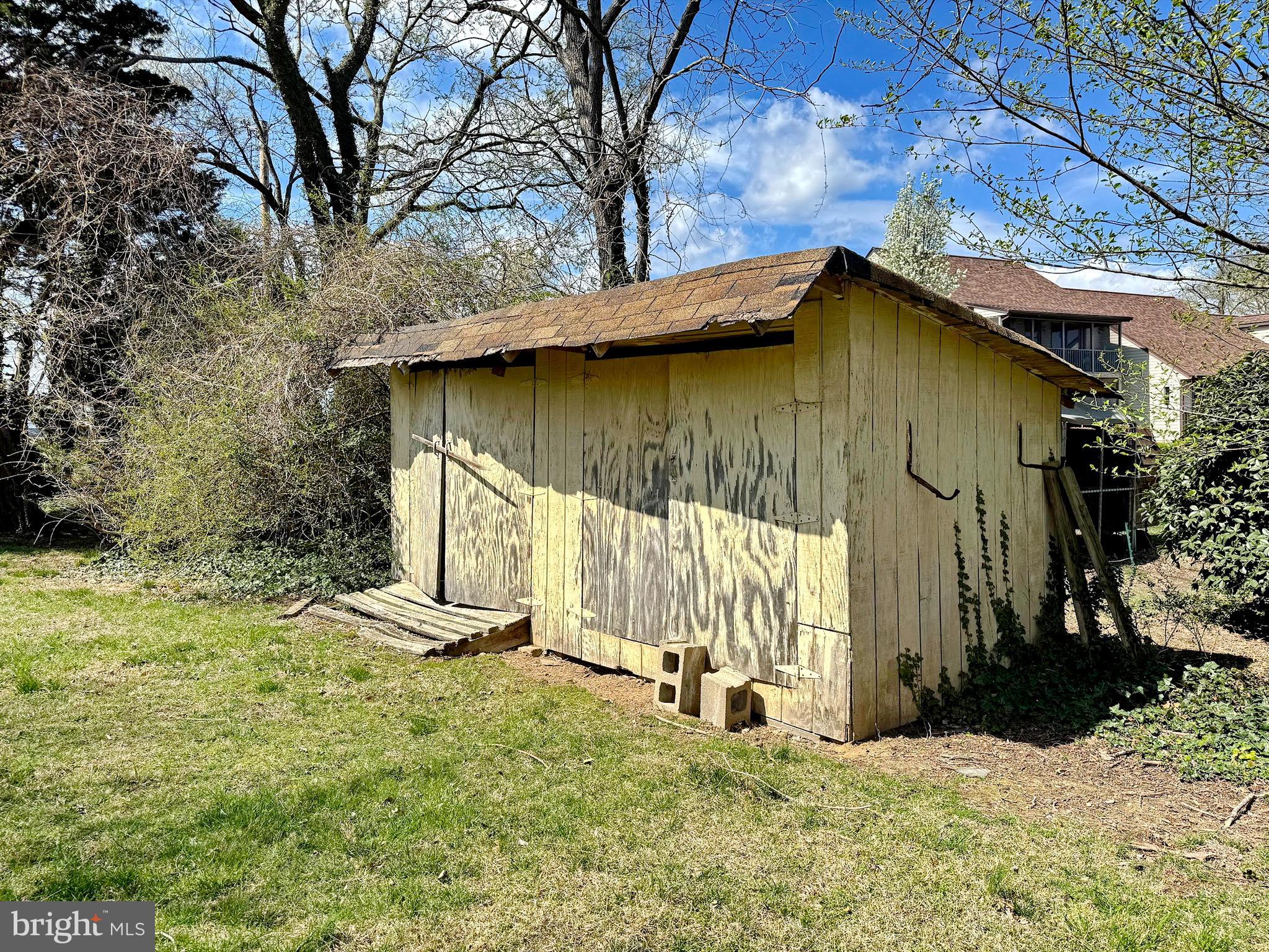WICOMICO BEACH - Residential