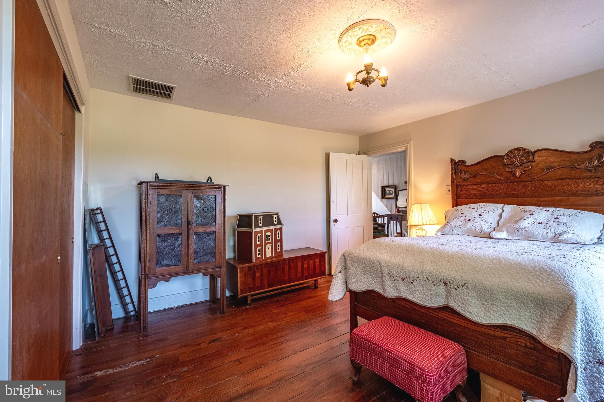 WICOMICO BEACH - Residential