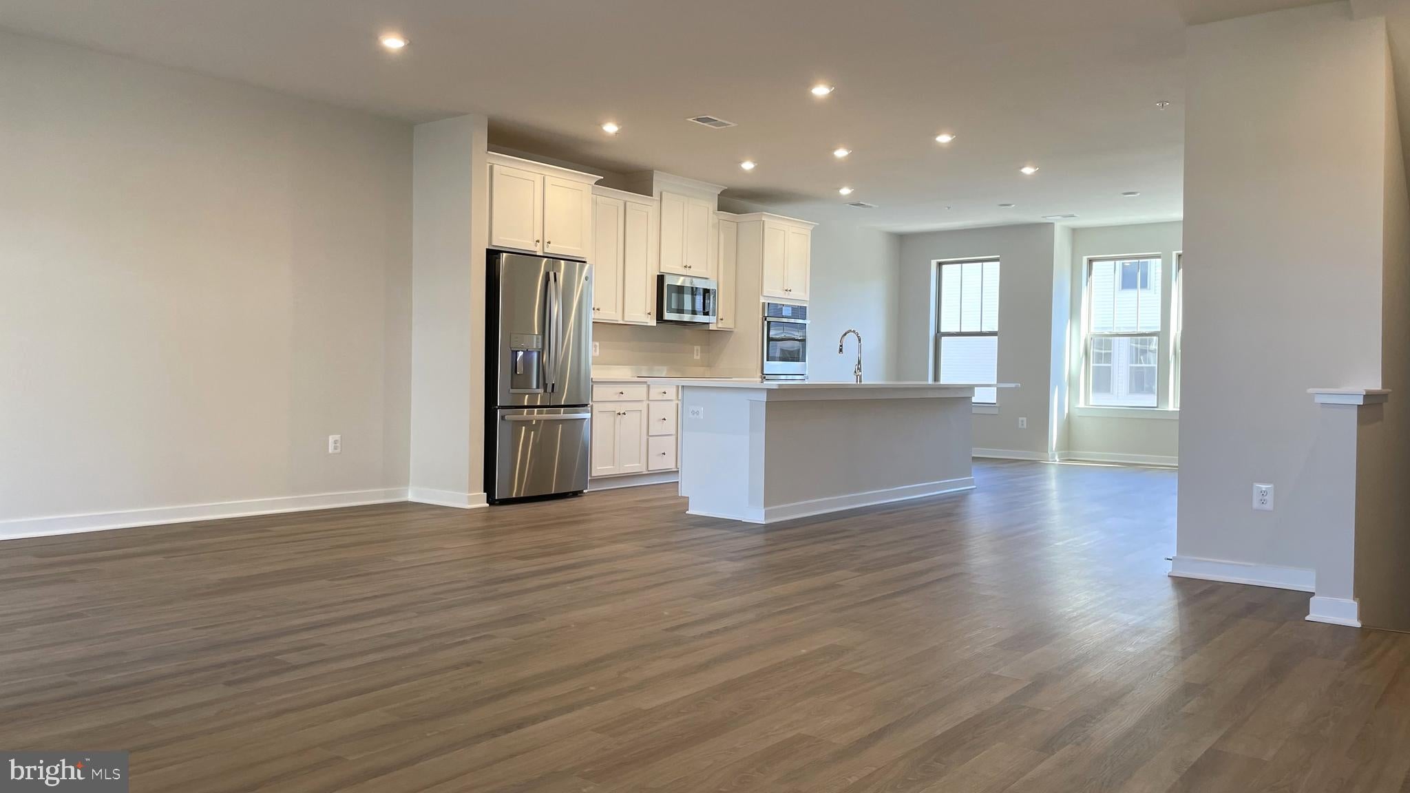 223 B PARK CENTRAL TERRACE