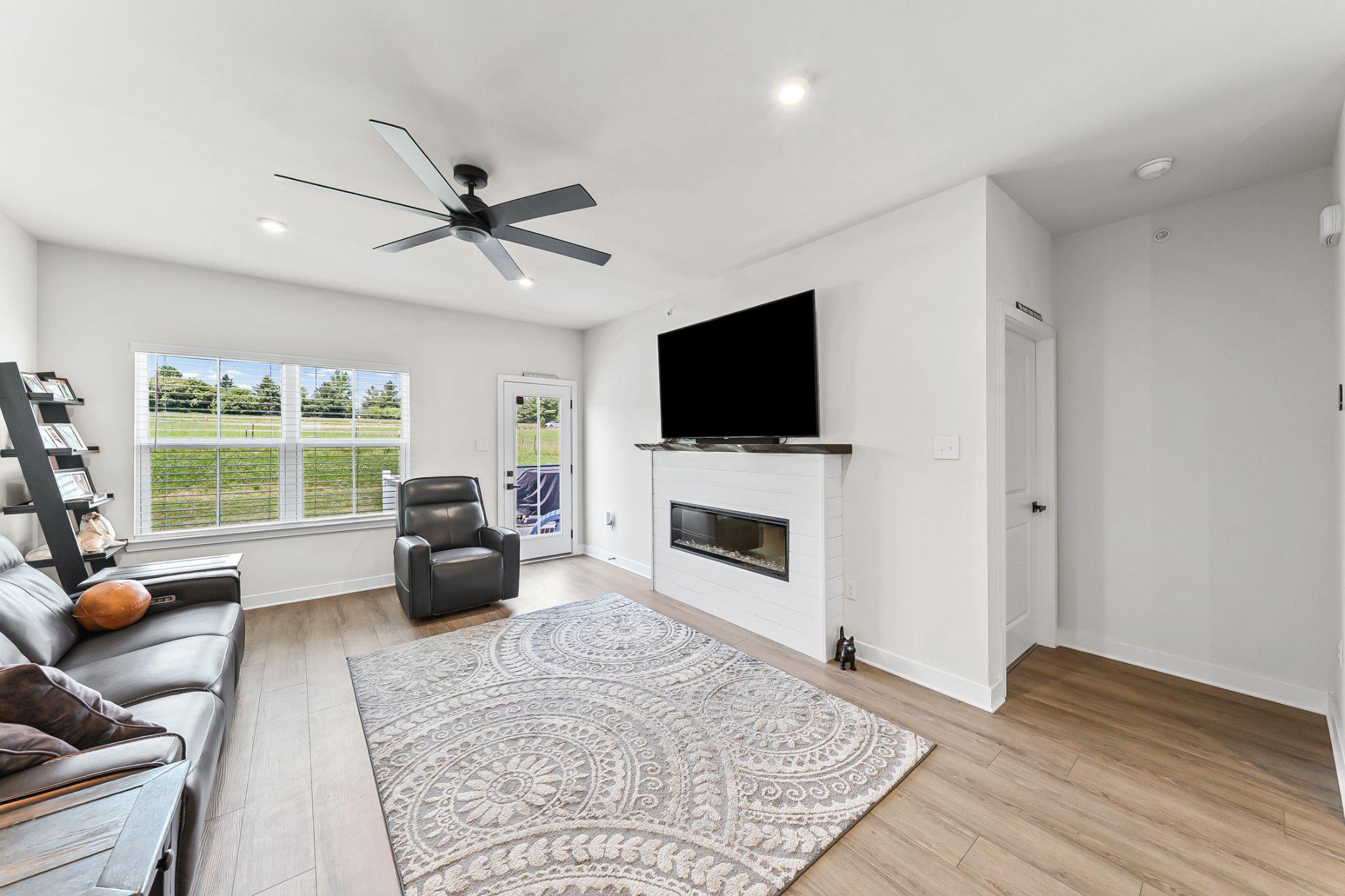 BRANDYWINE WALK - Residential