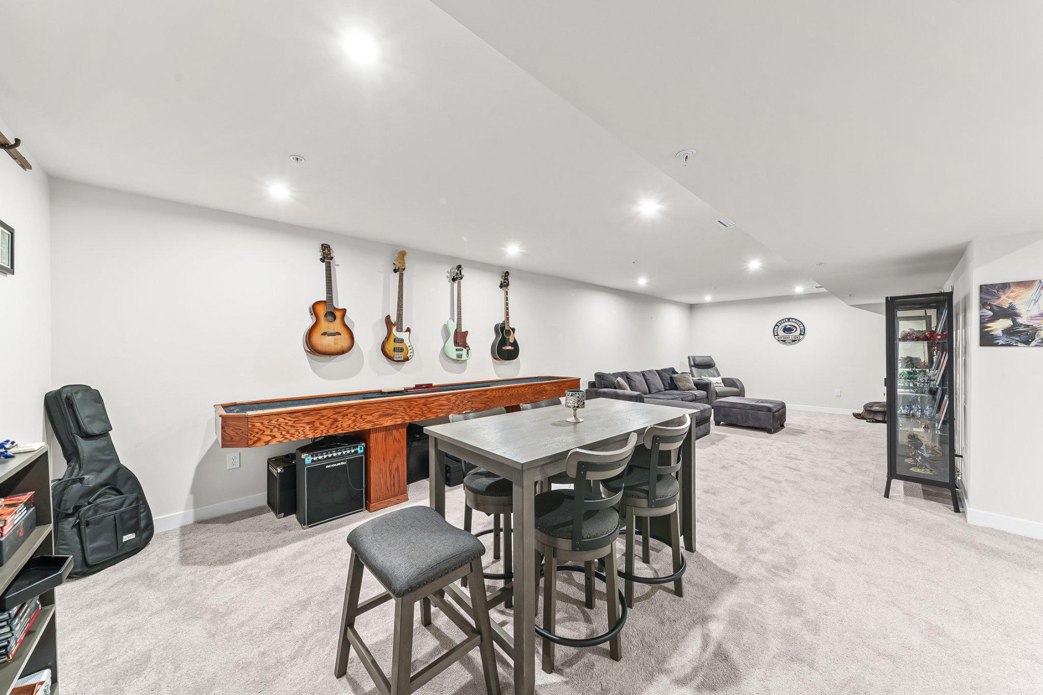 BRANDYWINE WALK - Residential