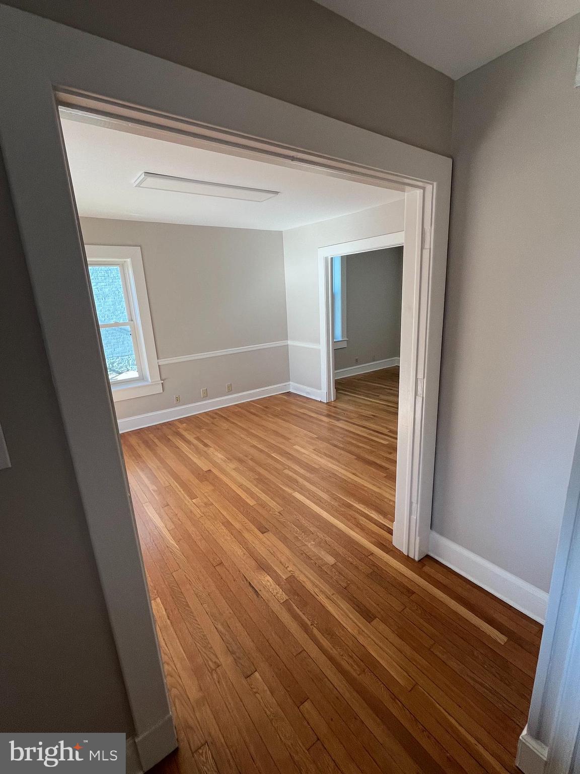 DOWNTOWN - Commercial Lease