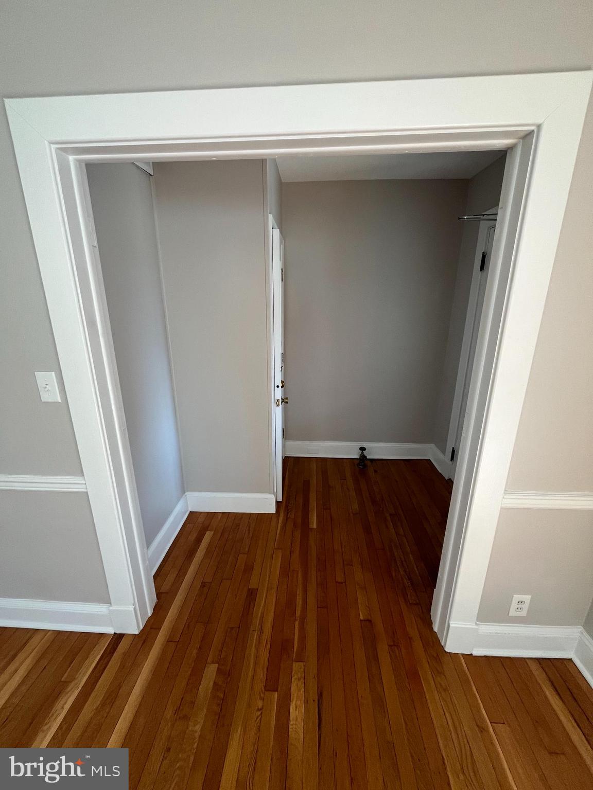 DOWNTOWN - Commercial Lease