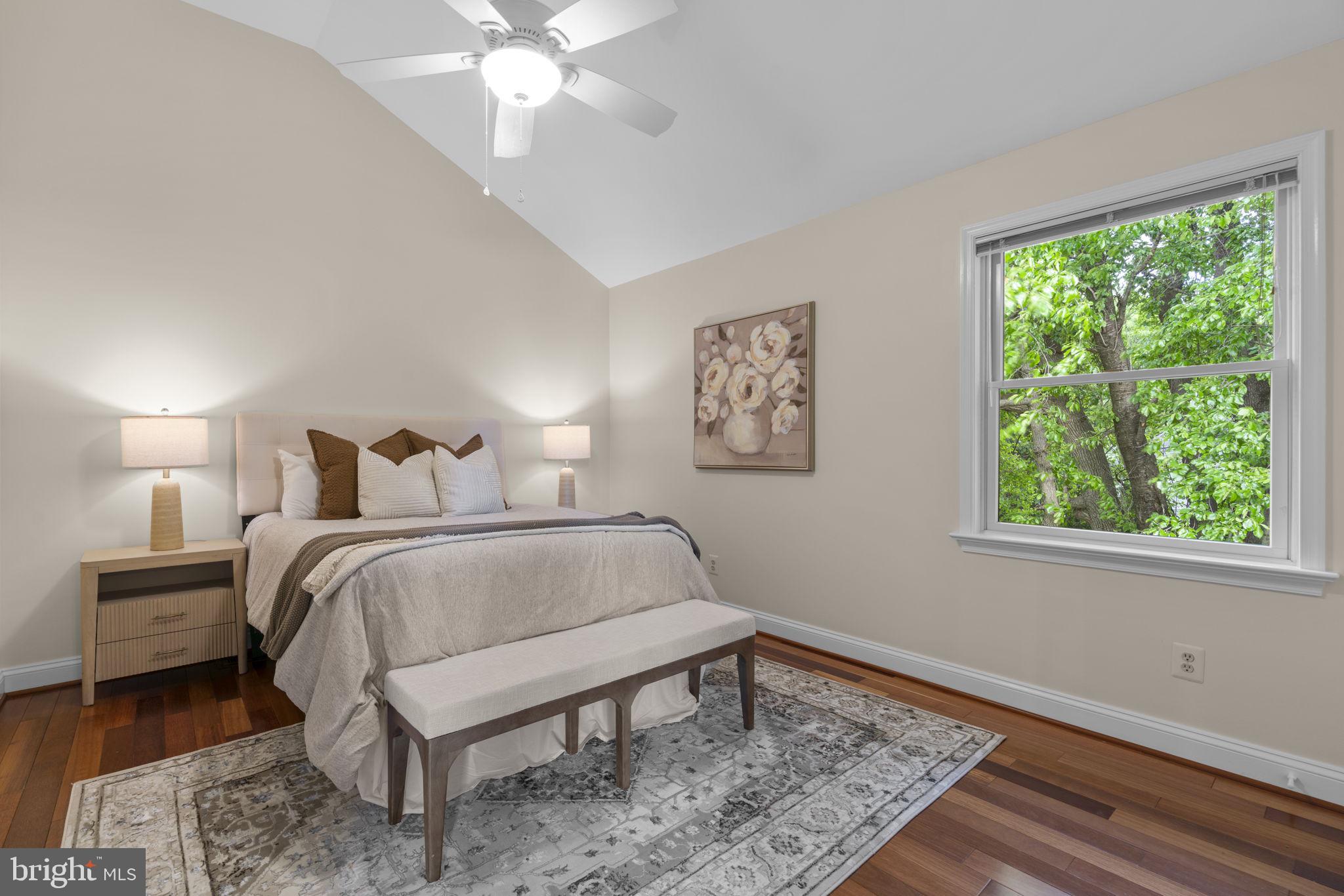 PATERNAL GIFT FARM - Residential