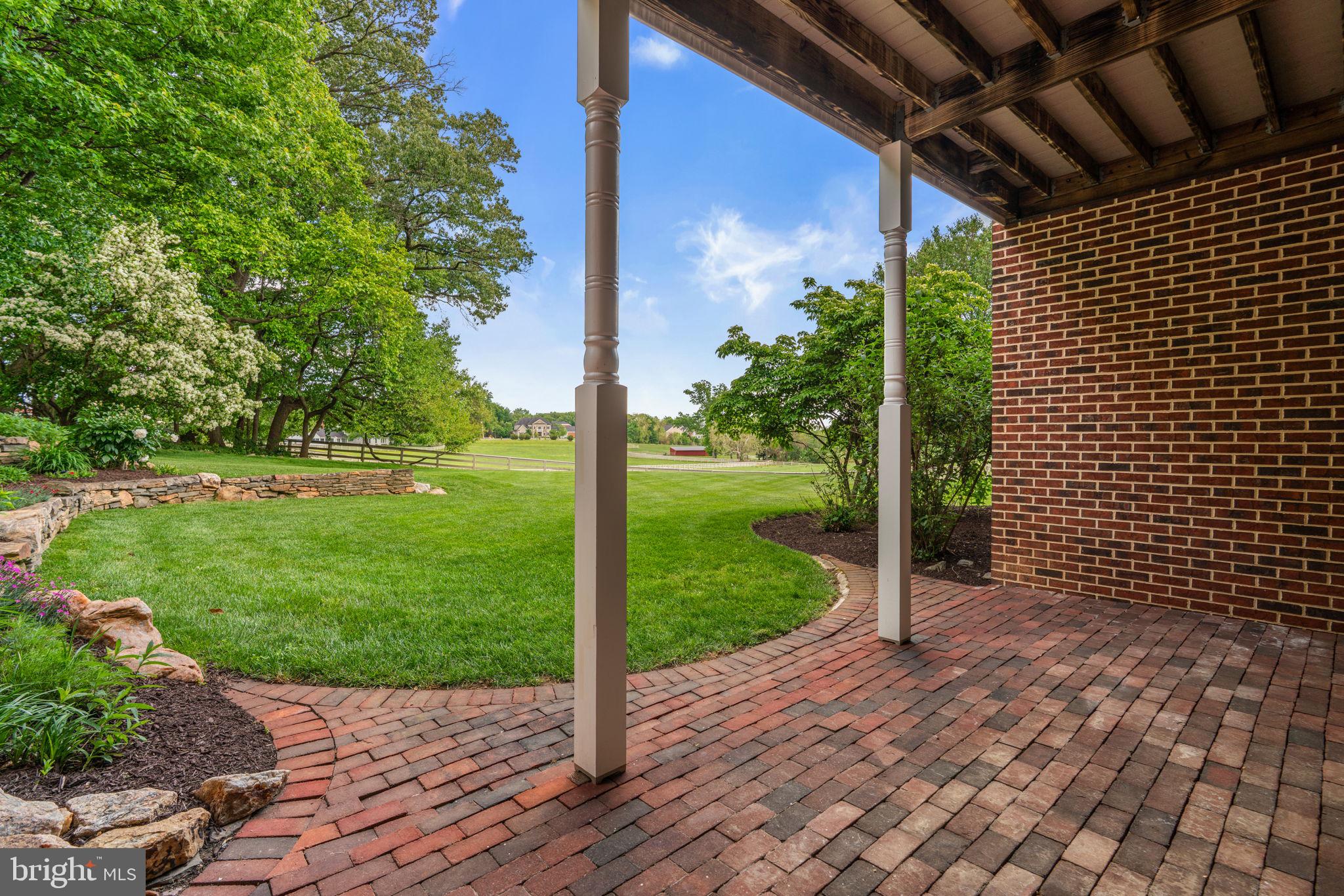 PATERNAL GIFT FARM - Residential