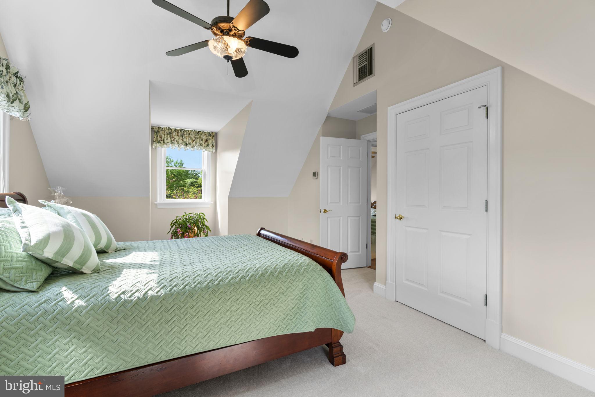 PATERNAL GIFT FARM - Residential