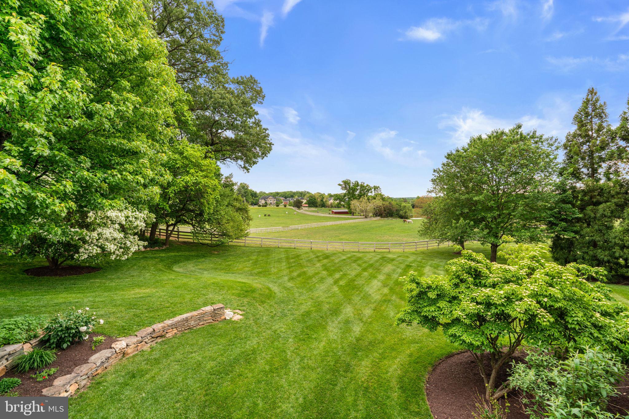 PATERNAL GIFT FARM - Residential