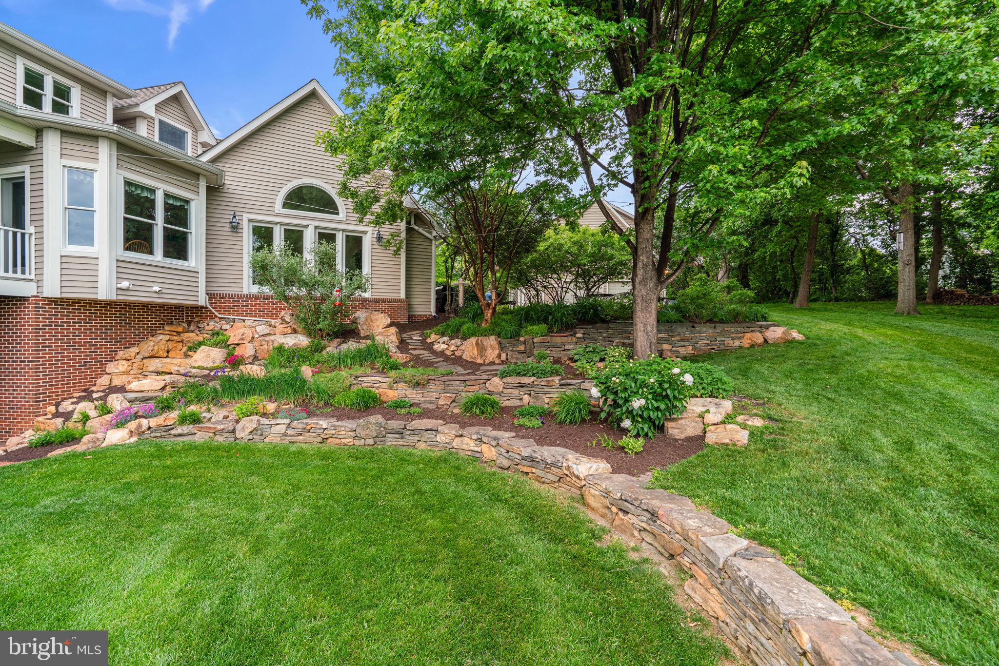 PATERNAL GIFT FARM - Residential