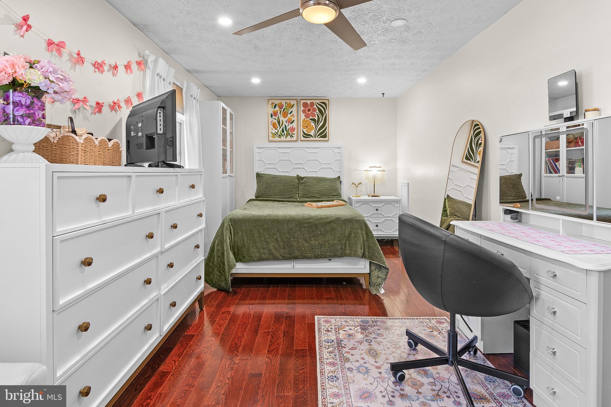 TRAILWOOD - Residential