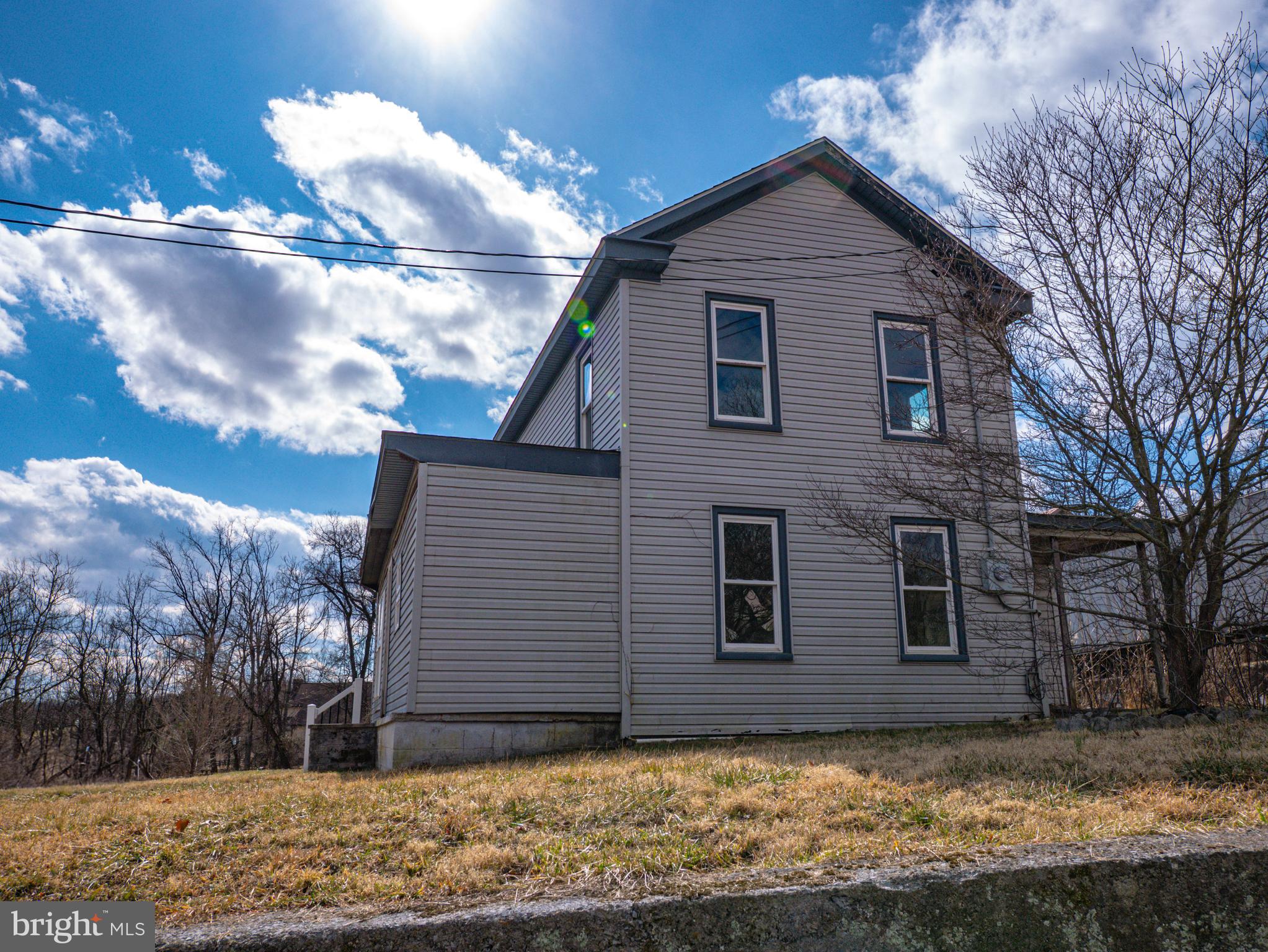 1354 LOOP ROAD