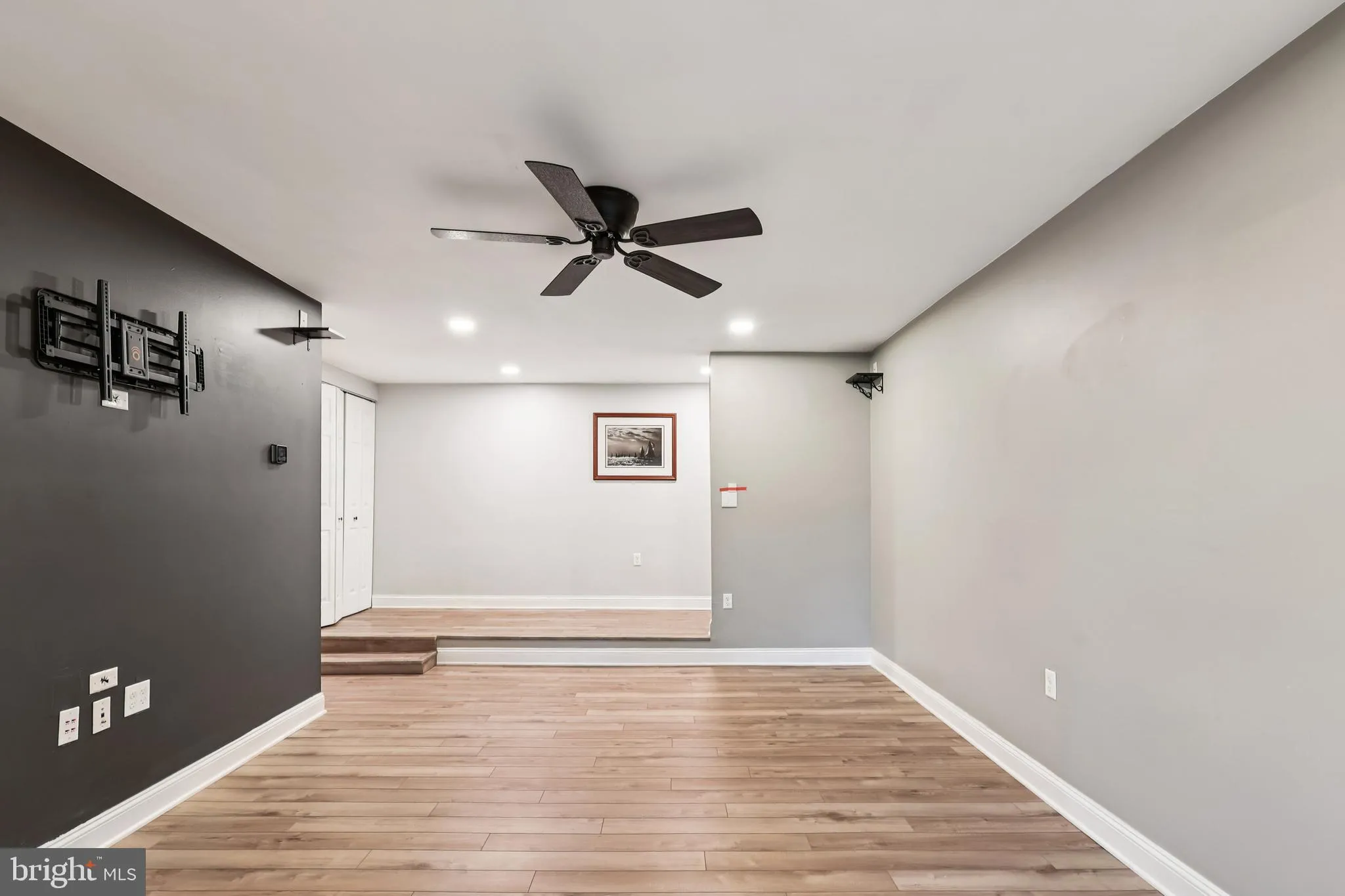 Annapolis, Maryland 21401, United States, 2 Bedrooms Bedrooms, ,2 BathroomsBathrooms,Residential,Active,239538