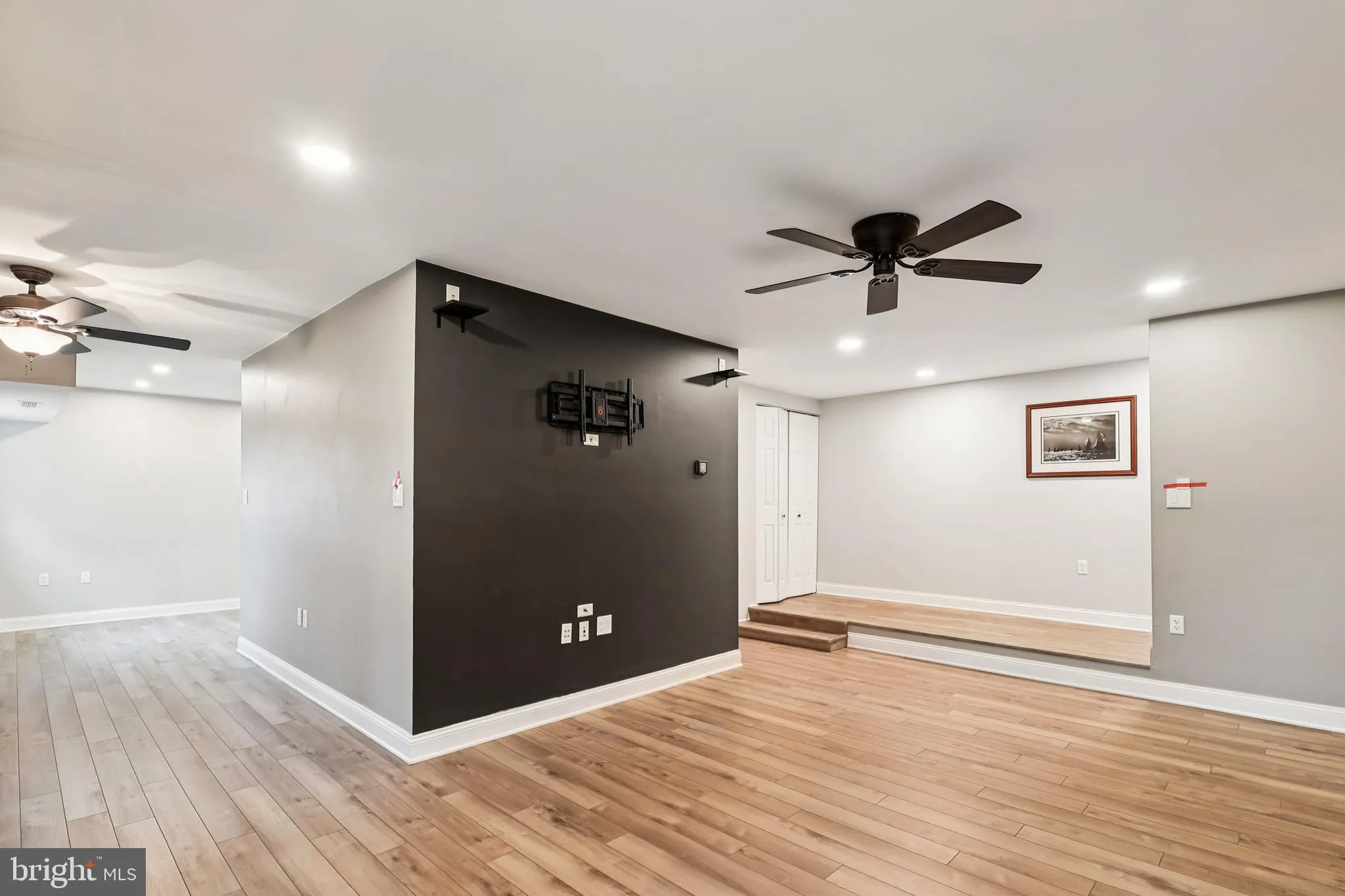 Annapolis, Maryland 21401, United States, 2 Bedrooms Bedrooms, ,2 BathroomsBathrooms,Residential,Active,239538