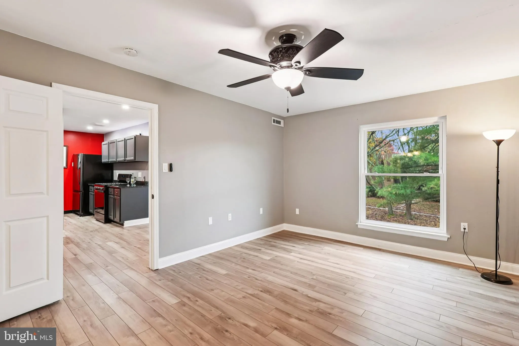 Annapolis, Maryland 21401, United States, 2 Bedrooms Bedrooms, ,2 BathroomsBathrooms,Residential,Active,239538