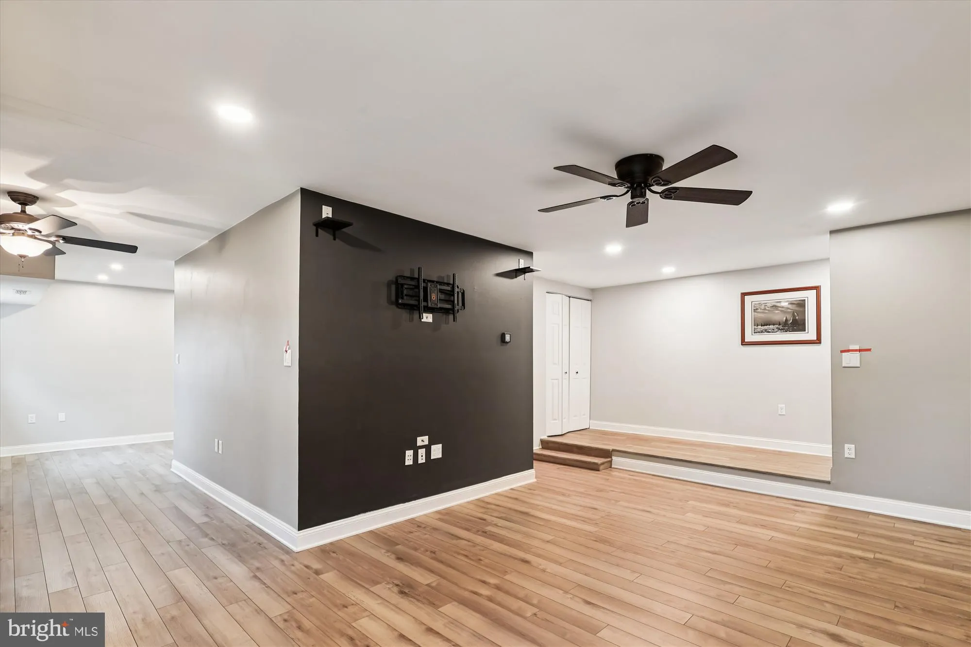 Annapolis, Maryland 21401, United States, 2 Bedrooms Bedrooms, ,2 BathroomsBathrooms,Residential,Active,239538