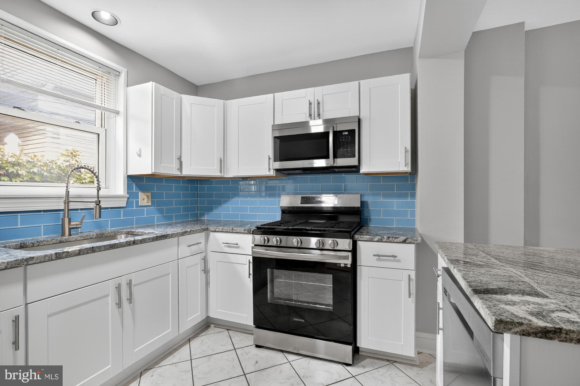 PENNSPORT - Residential Lease