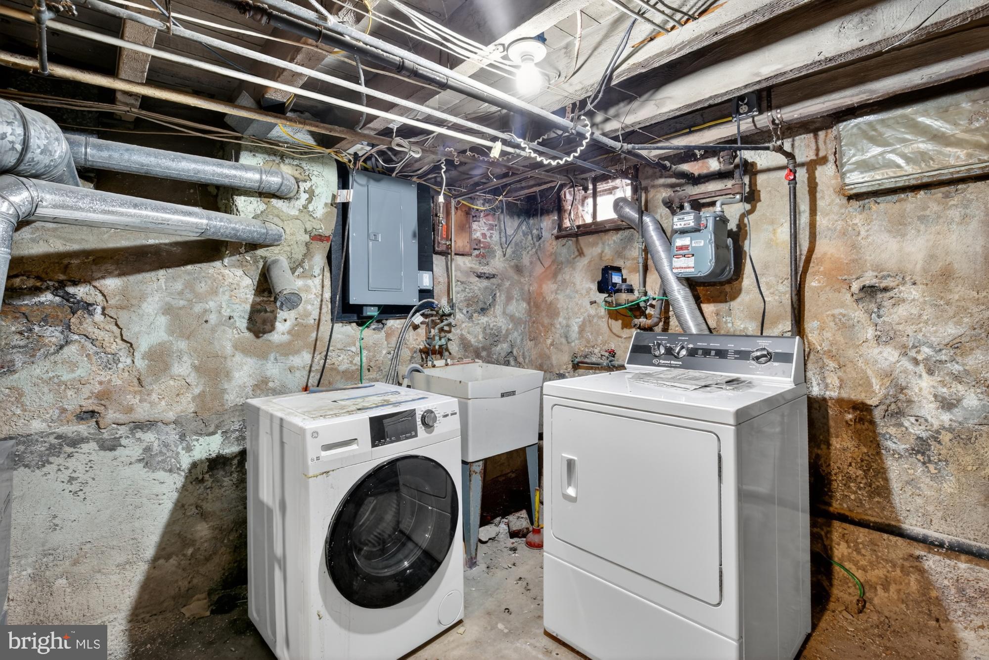 PENNSPORT - Residential Lease