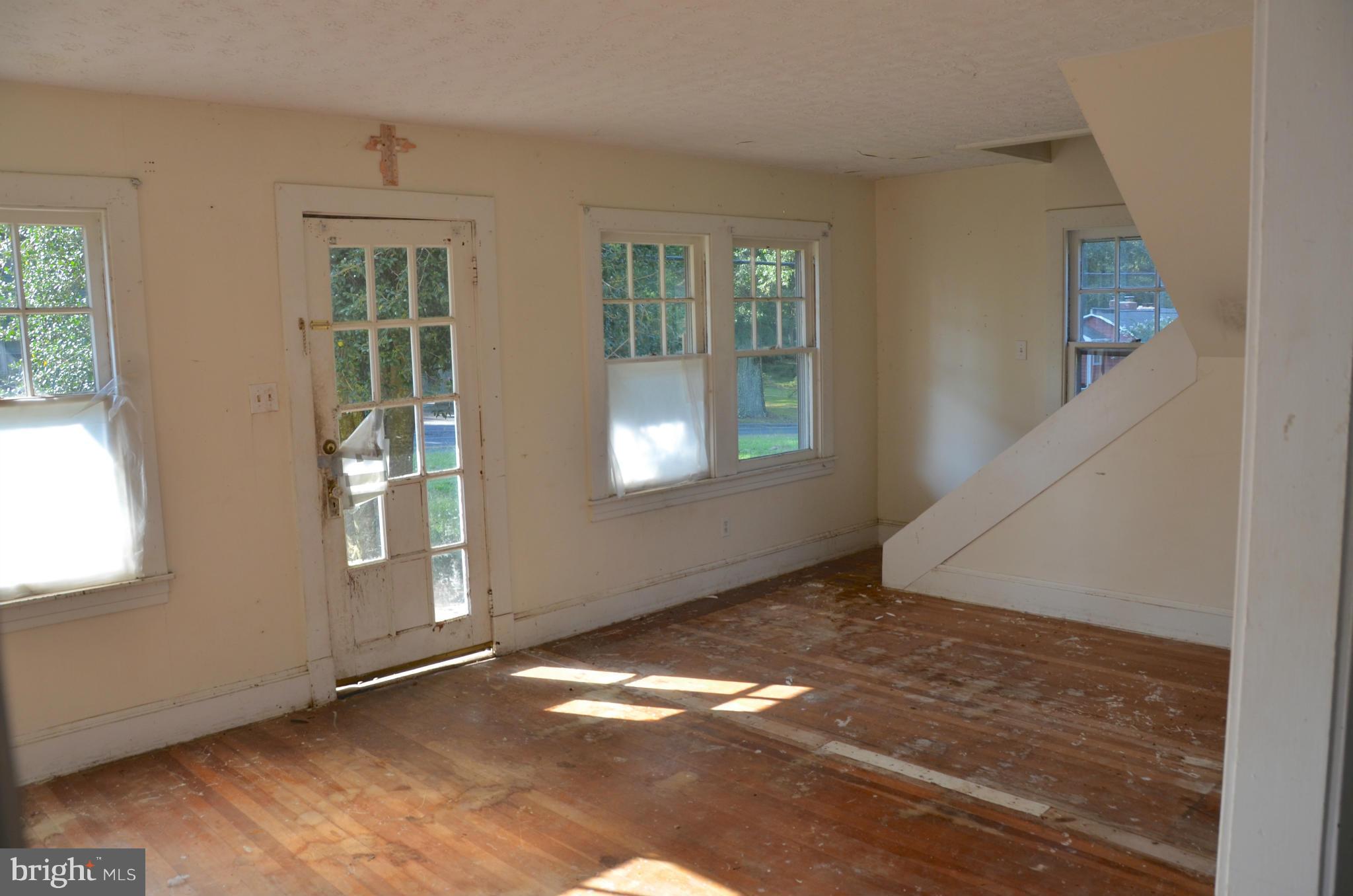 CARRS WHARF - Residential