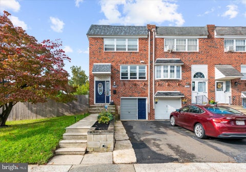 Townhouse For Sale - 3028 Fairdale Road<br/> PHILADELPHIA, PA 19154