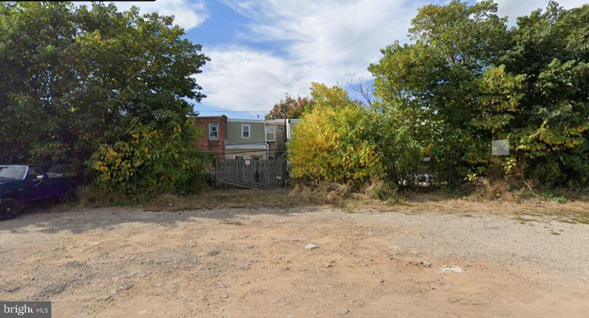 5 Vacant Lots in the very hot section of Grays Ferry, in South Philadelphia. New construction is all over the area. Amazing access to Center City, University City. This is a package deal consisting of the following addresses:
1230 S Patton
1232 S Patton
1234 S Patton
1238 S Patton
1248 S Patton
Asking price is $375,000