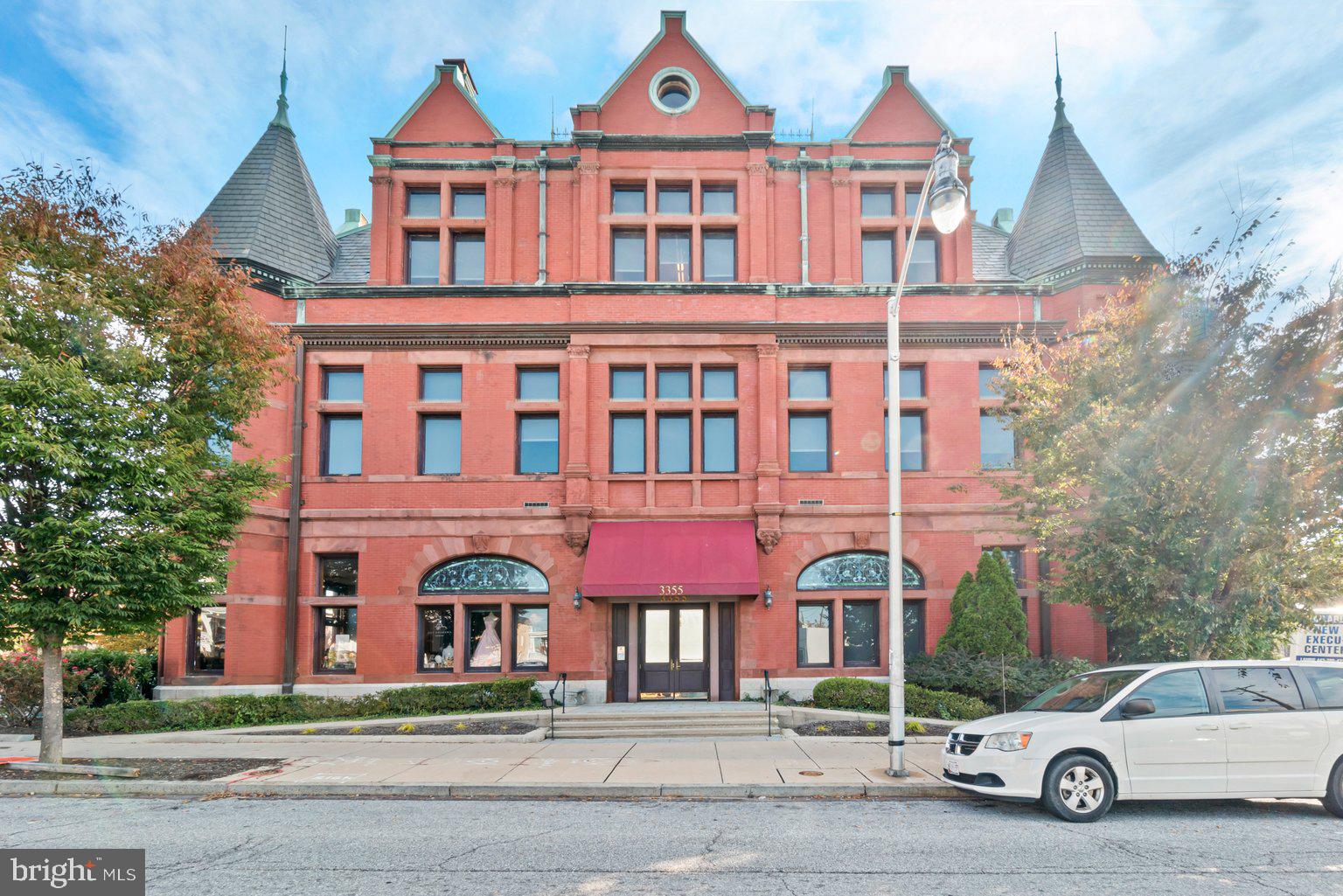 HAMPDEN HISTORIC DISTRICT - Commercial Lease