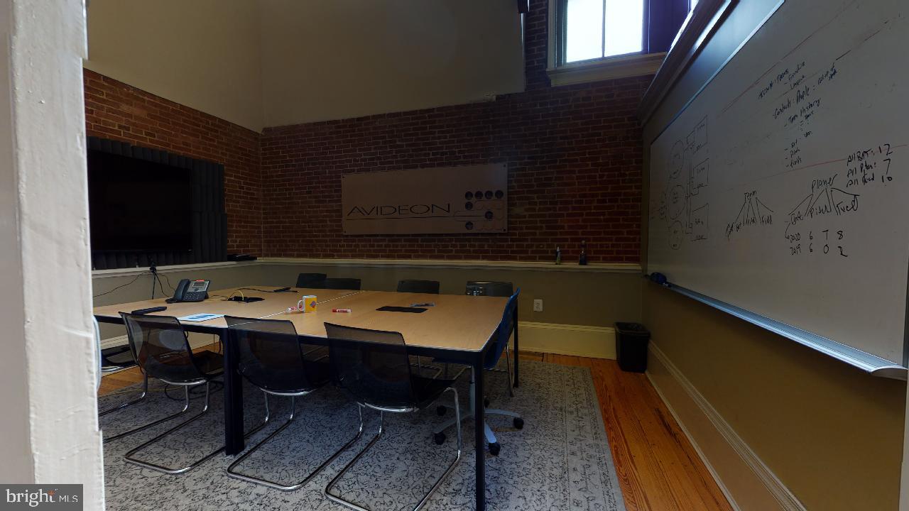 HAMPDEN HISTORIC DISTRICT - Commercial Lease