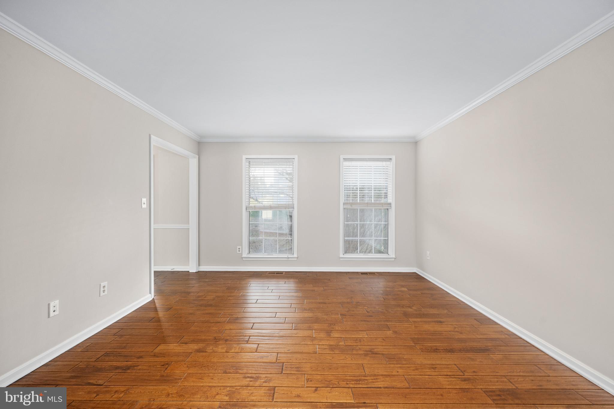 HAMPTON OAKS - Residential